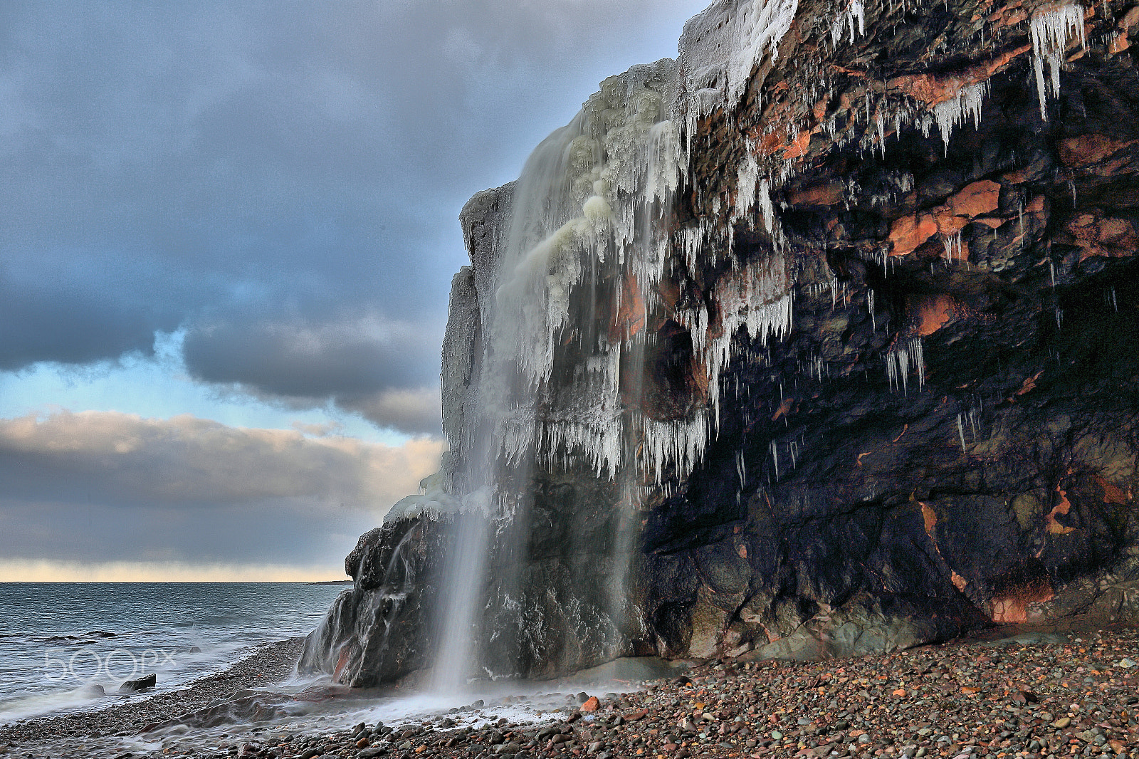 Canon EF 16-35mm F4L IS USM sample photo. Sea sky cliffs and ice photography