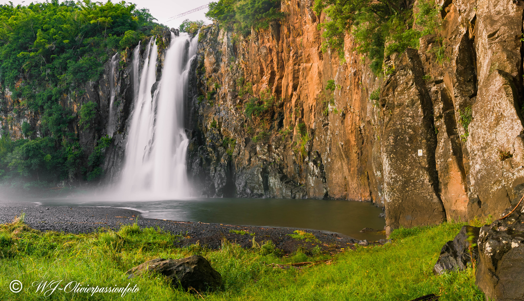 Sigma 18-35mm f/1.8 DC HSM sample photo. Cascade niagara 5 jours après la tempête carlos île de la réunion 974 photography