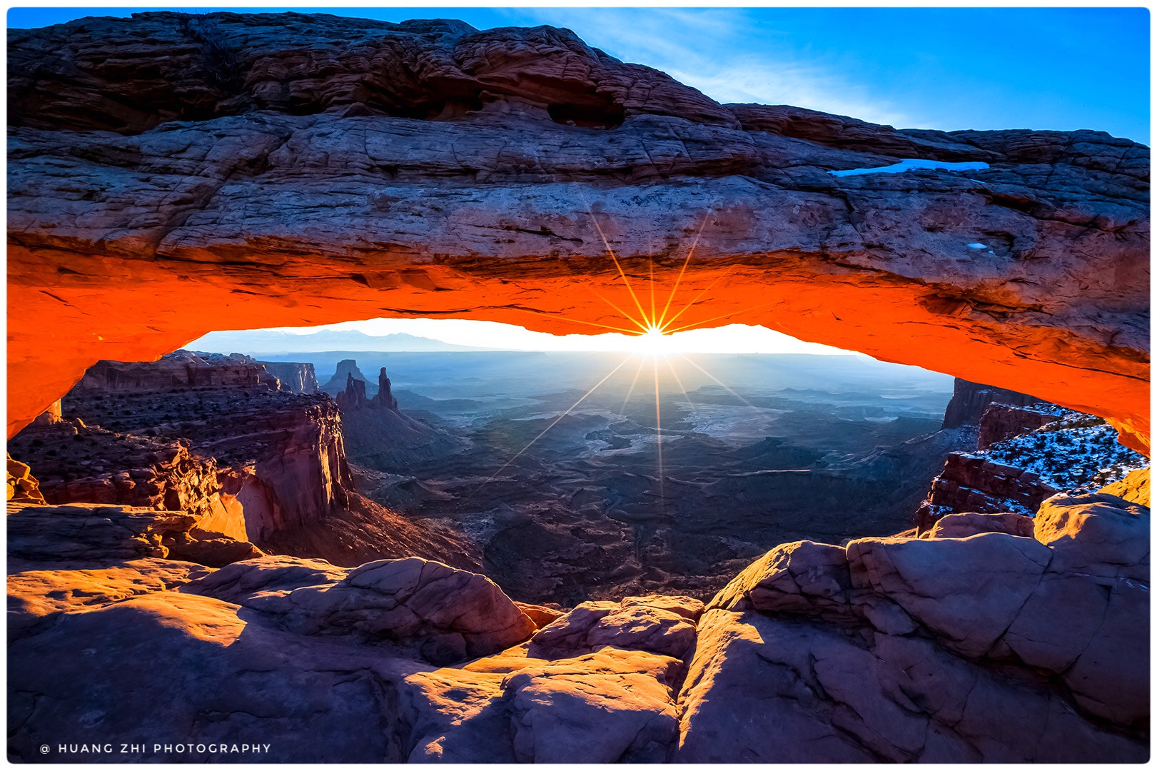 Canon EF 16-35mm F2.8L II USM sample photo. Mesa arch of sunrise photography