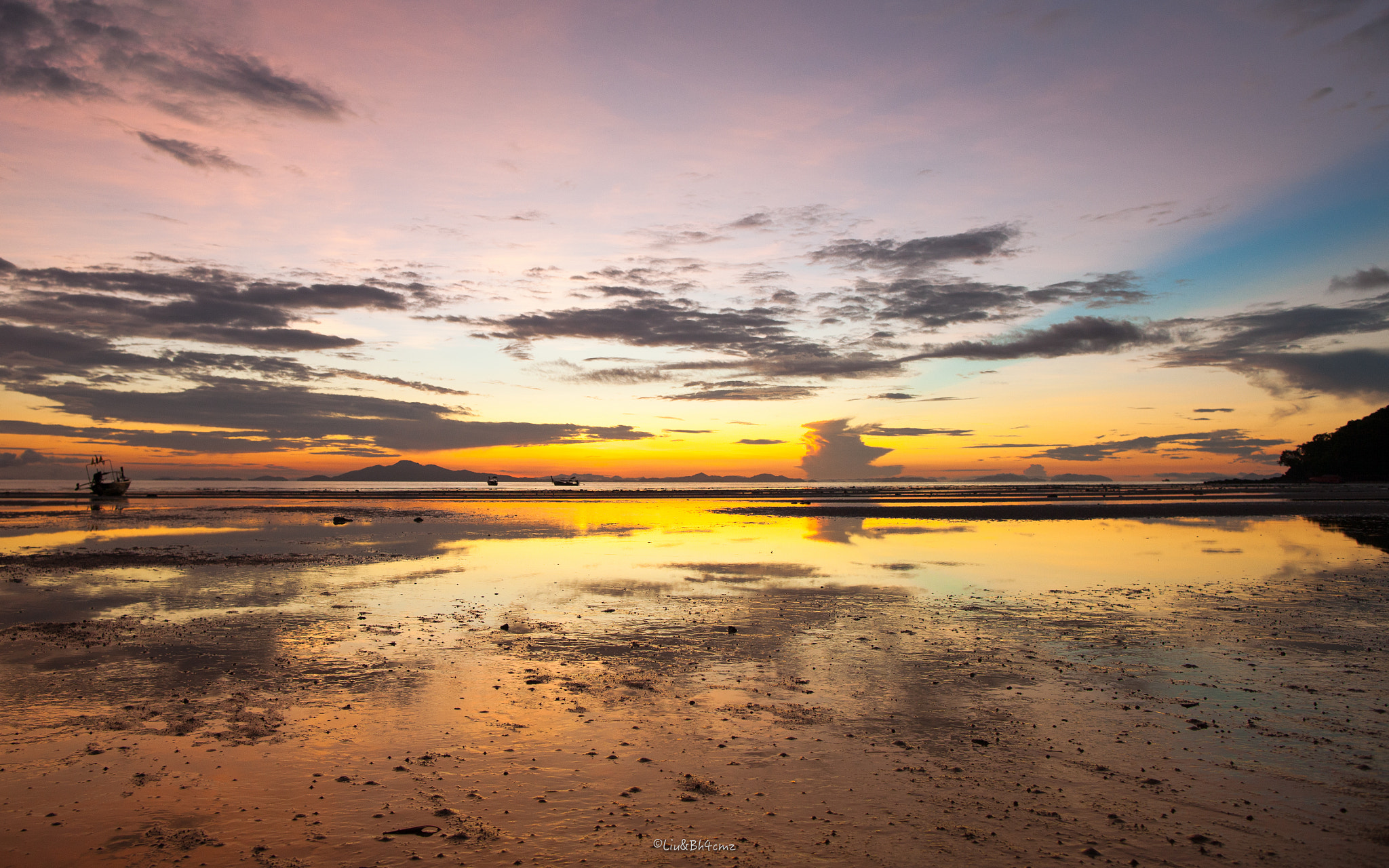 Canon EOS 5D Mark II + Canon EF 24mm F1.4L II USM sample photo. 普吉岛 photography