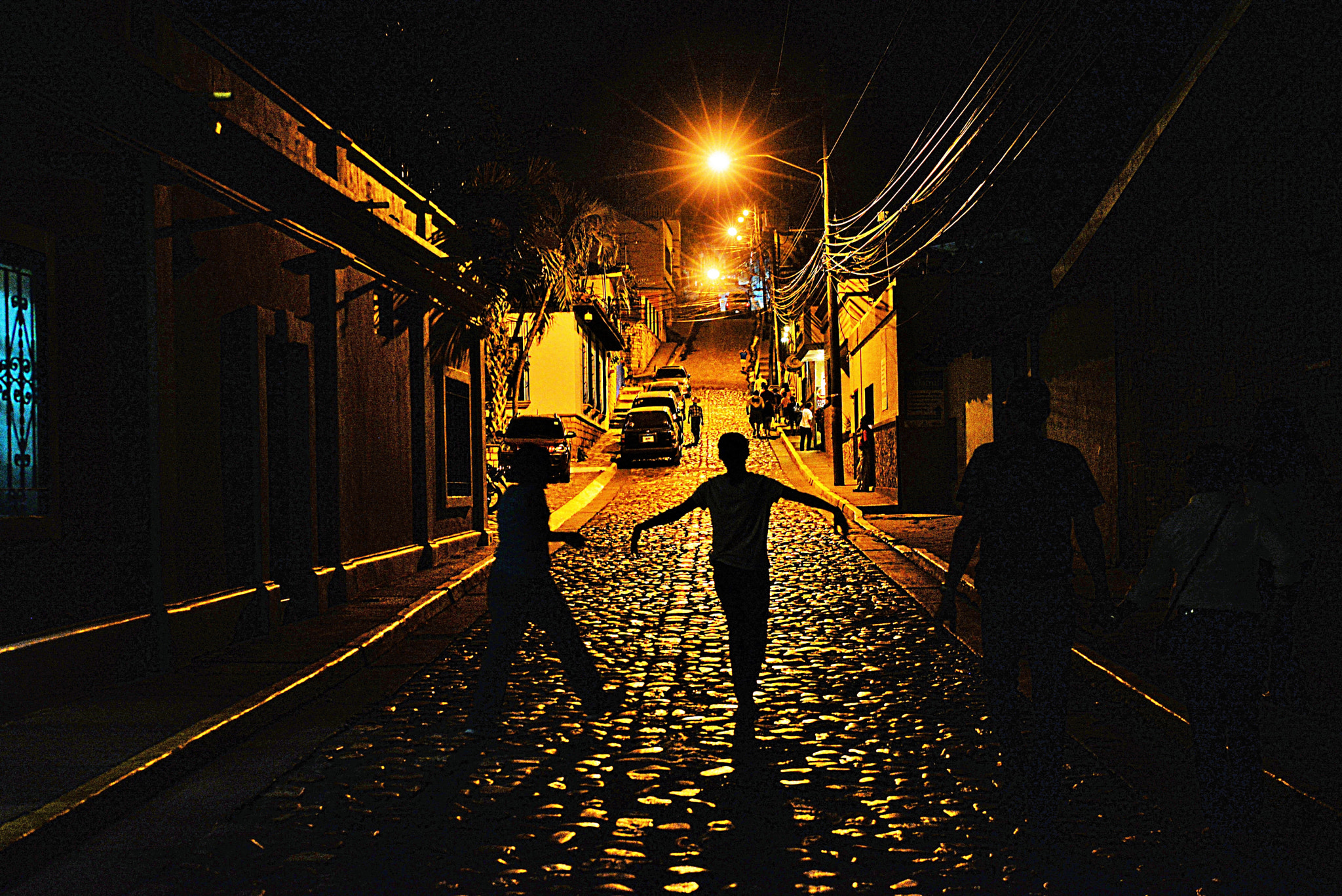 Nikon D610 + Sigma 28-70mm F2.8 EX sample photo. The nights of copan ruinas photography