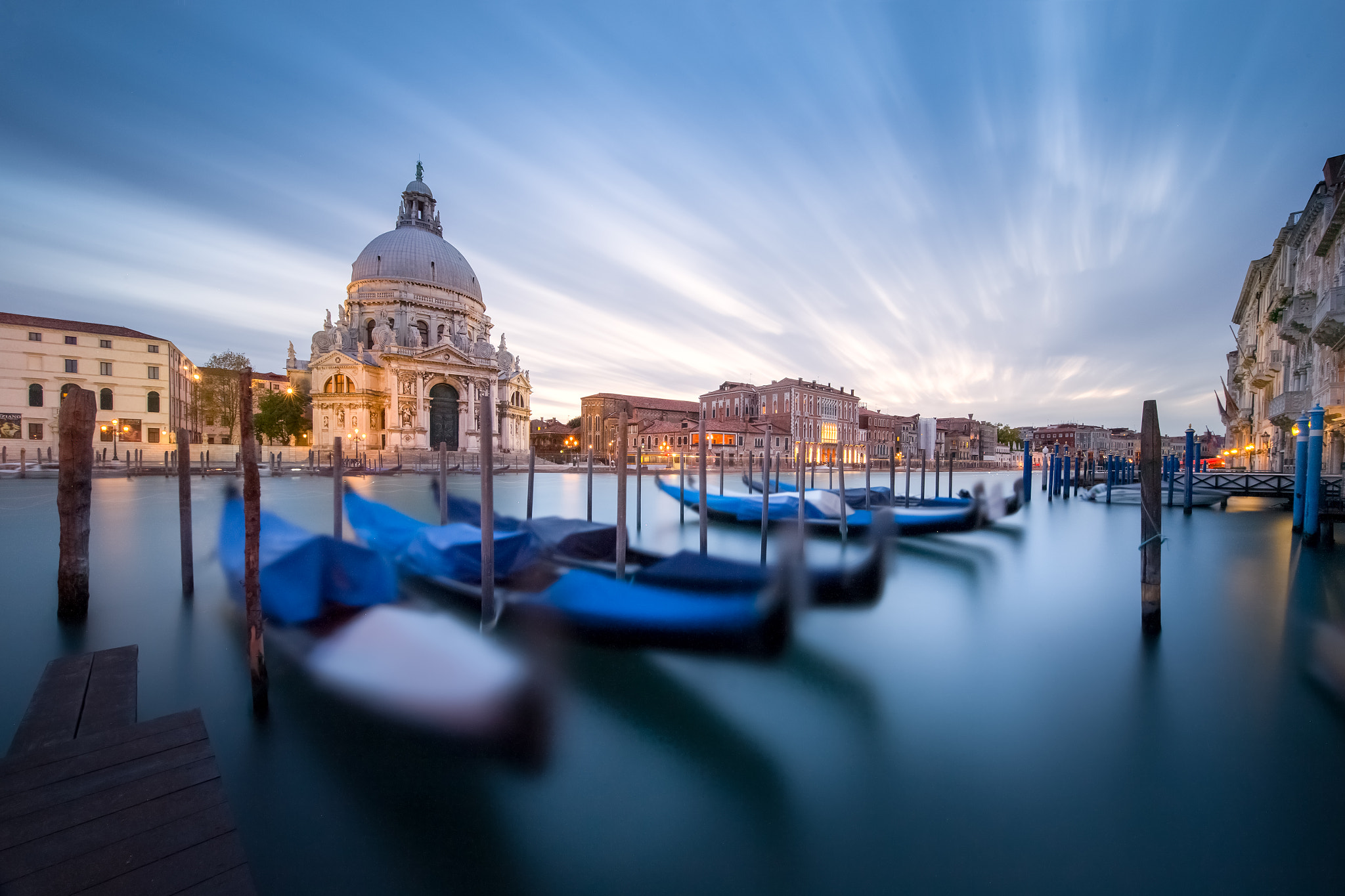 Canon EOS-1D X + Canon EF 11-24mm F4L USM sample photo. Venice photography