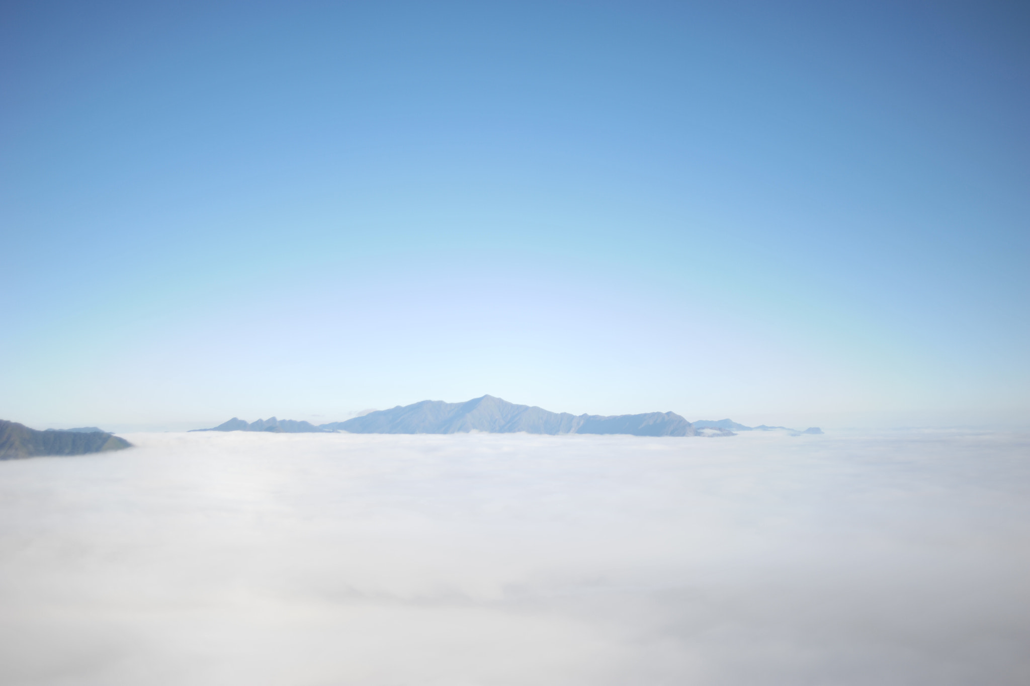 Nikon AF Nikkor 35mm F2D sample photo. The island in heaven photography