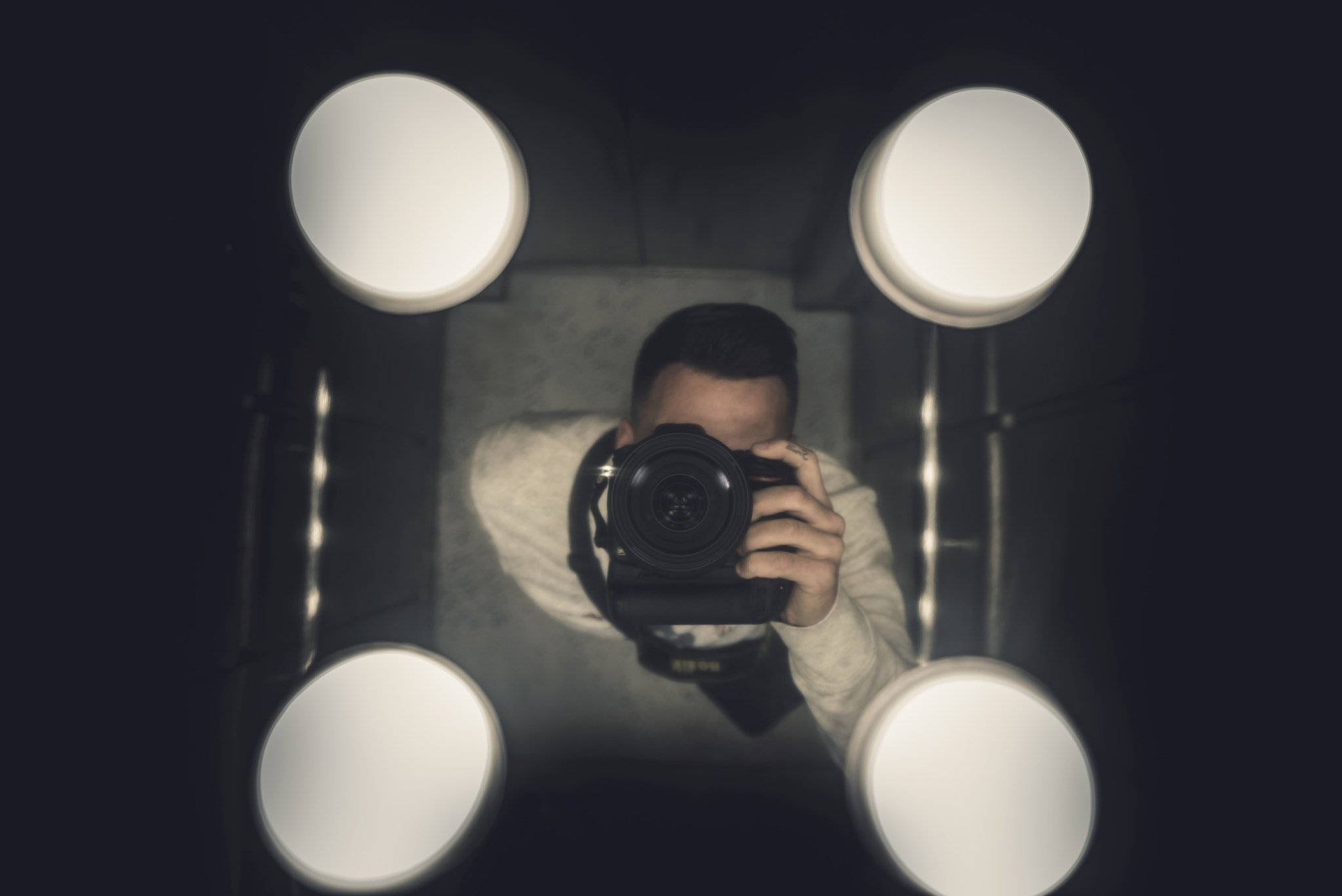 Sigma 24-70mm F2.8 EX DG HSM sample photo. Mirror photography
