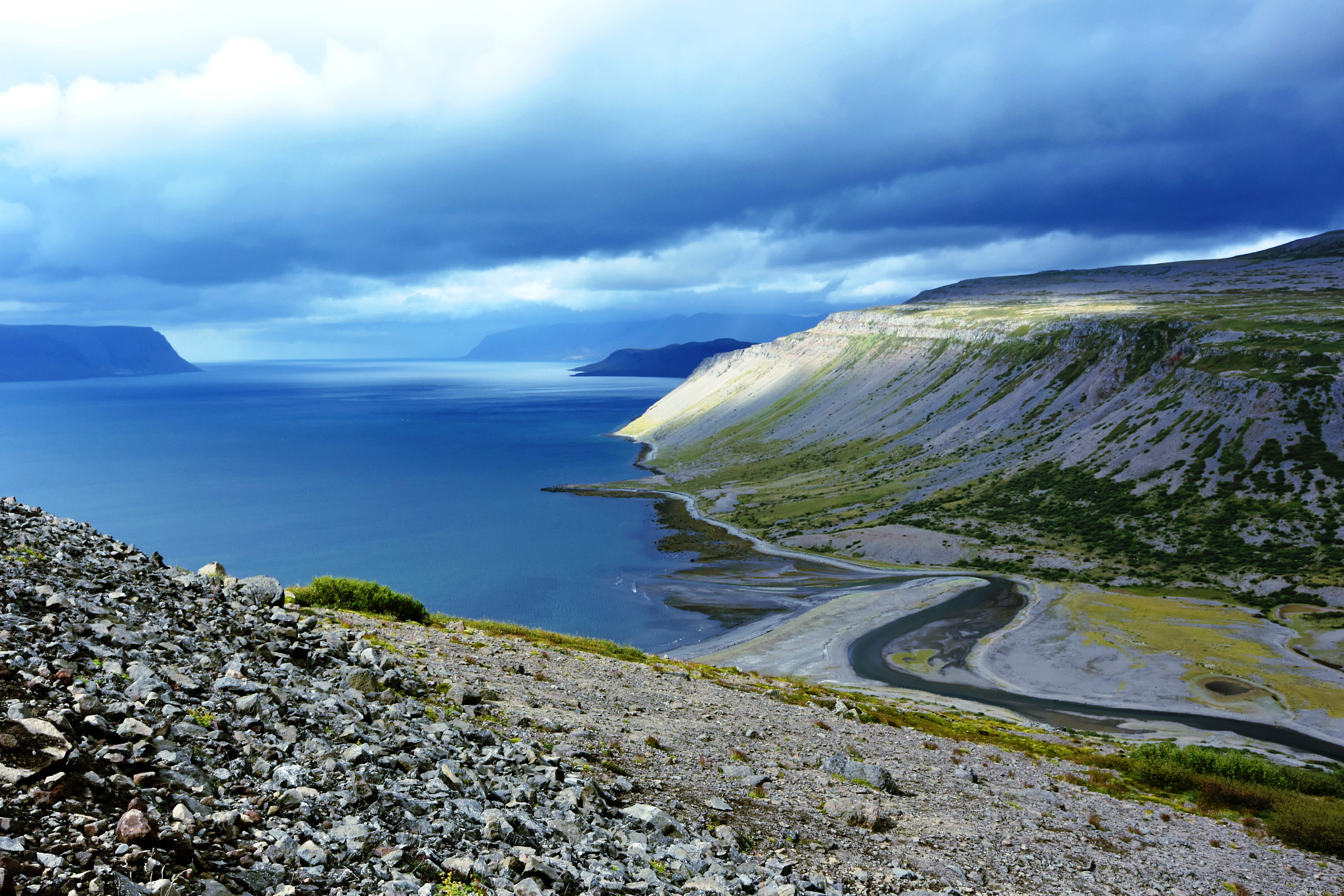 Nikon 1 V3 sample photo. Dýrafjörður photography