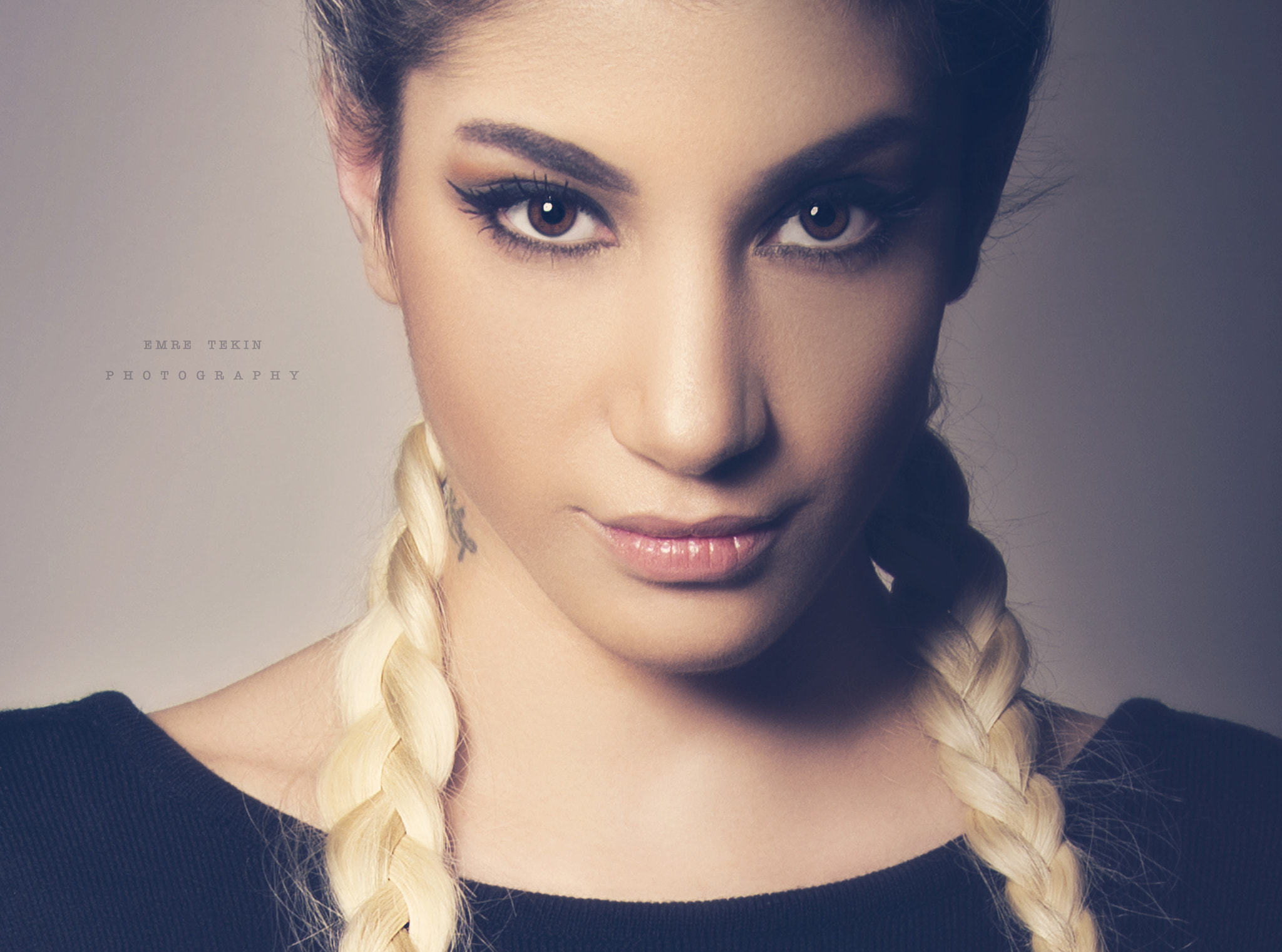 Nikon AF Nikkor 24-85mm F2.8-4D IF sample photo. Portrait photography