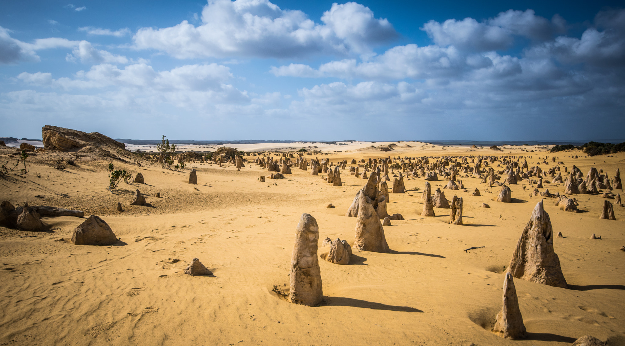 Sigma 10-20mm F4-5.6 EX DC HSM sample photo. Pinnacles photography