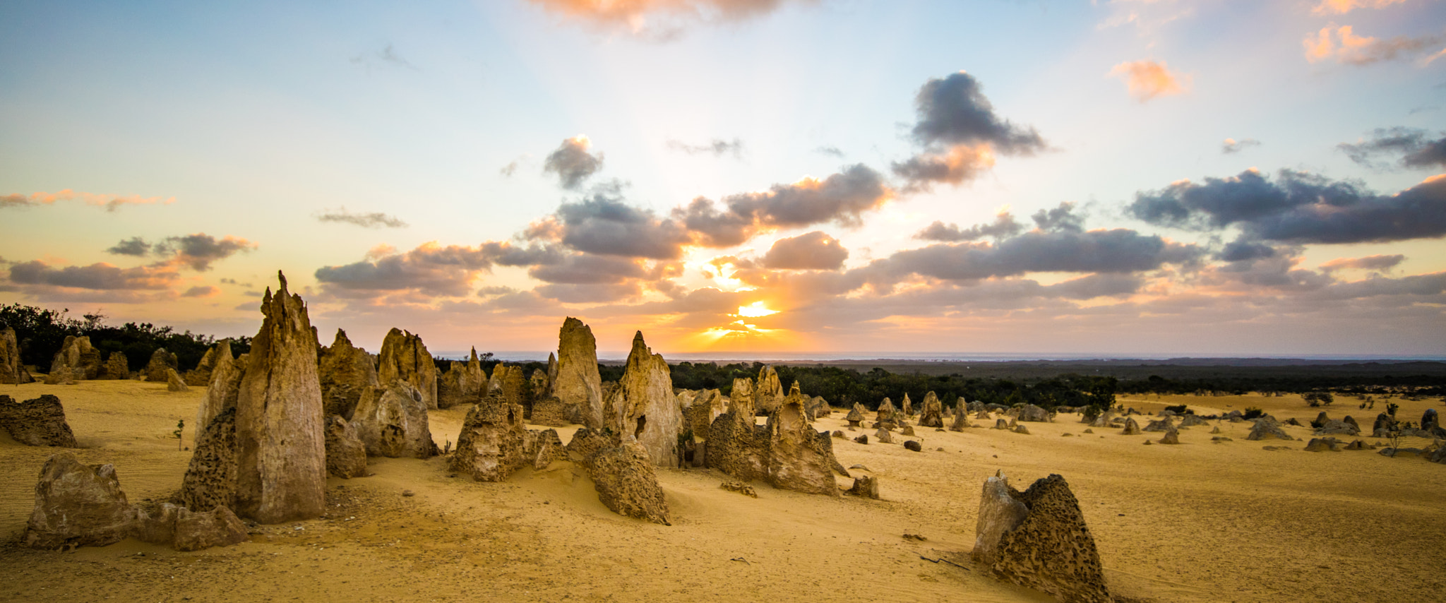 Sigma 10-20mm F4-5.6 EX DC HSM sample photo. Sunset over australia's pinnacles photography