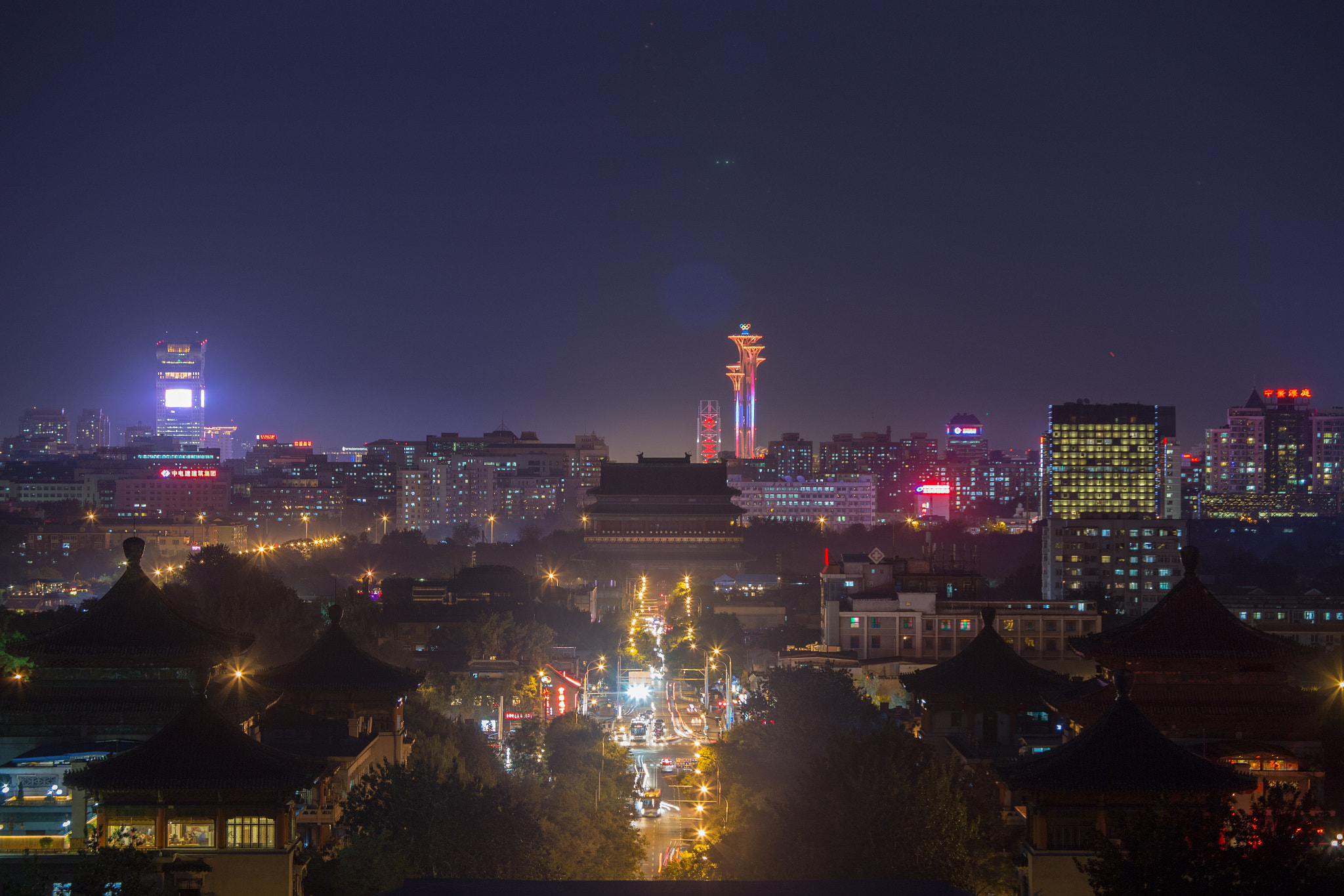 Canon EF 80-200mm f/2.8L sample photo. Night beijing photography