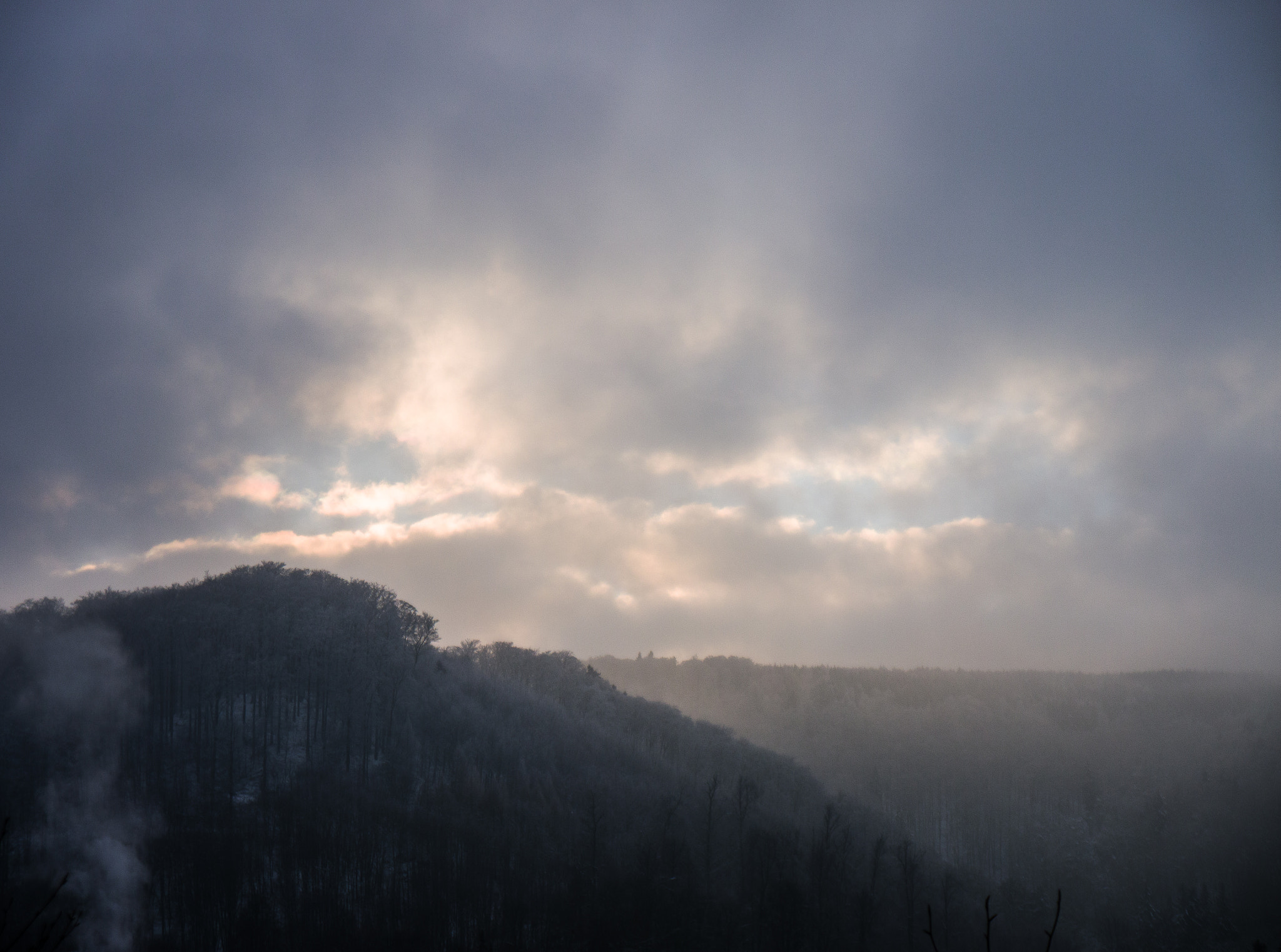 Panasonic Lumix DMC-G3 sample photo. Cloud burst photography