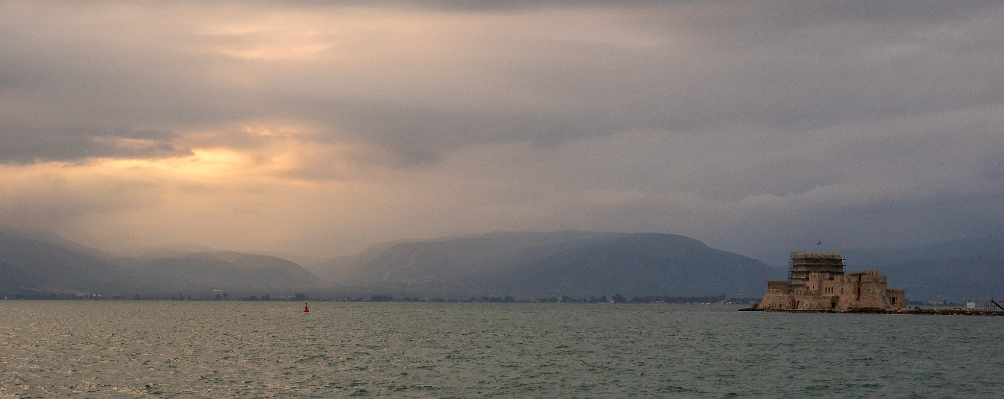 Canon EF 16-35mm F4L IS USM sample photo. Nafplio prison photography