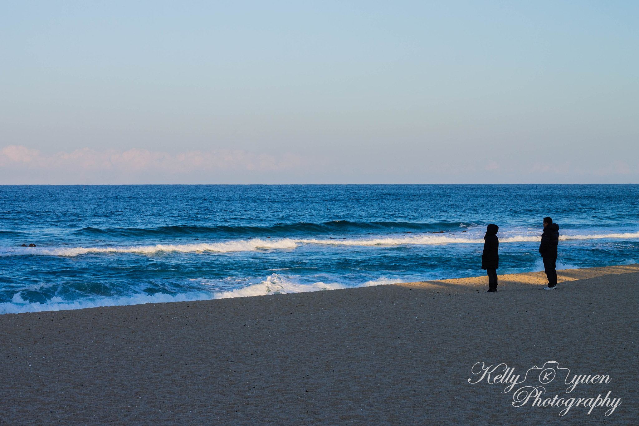 Canon EOS 1100D (EOS Rebel T3 / EOS Kiss X50) sample photo. Watching the ocean photography