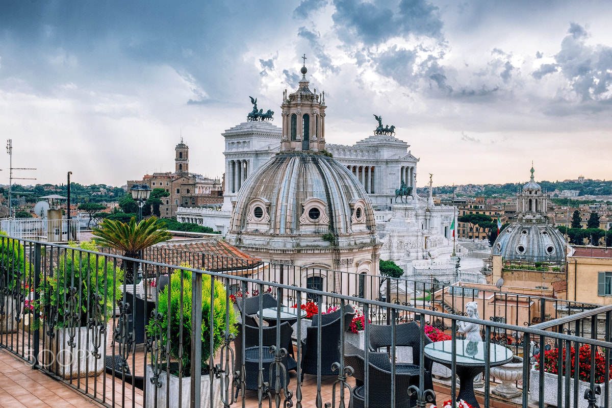 Fujifilm X-E2 + Fujifilm XF 23mm F1.4 R sample photo. Rome from the roof of the hotel photography