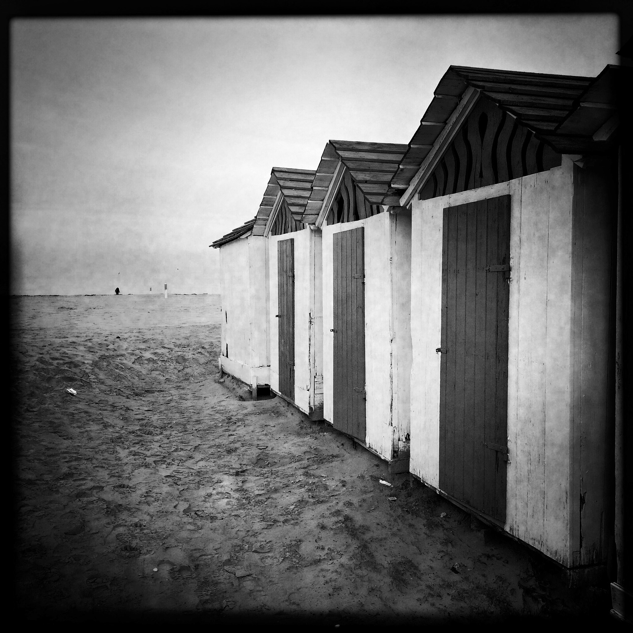 Hipstamatic 331 sample photo. Winter beach #2 photography