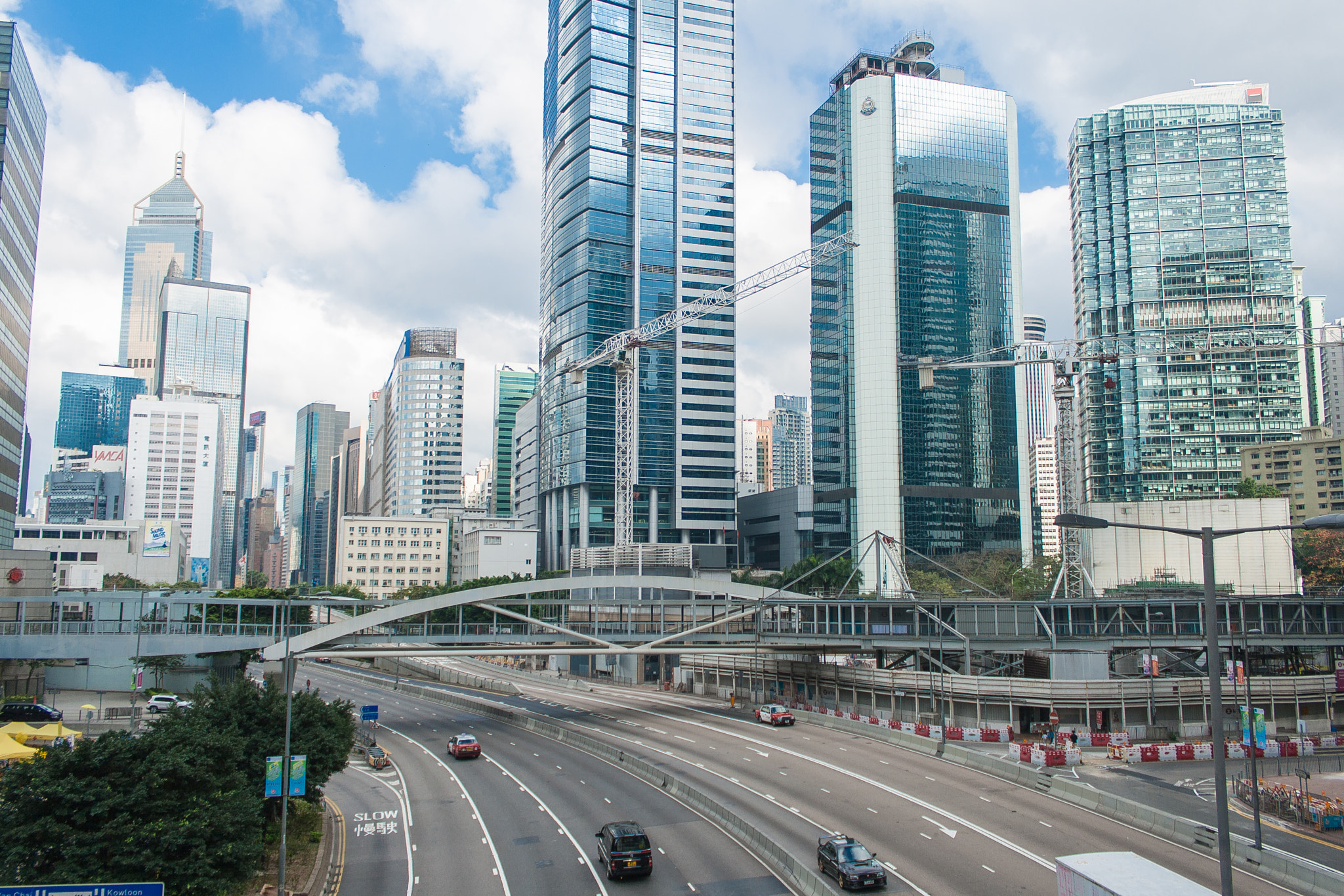 Canon EF-S 18-55mm F3.5-5.6 IS sample photo. Skyline in admiralty. photography