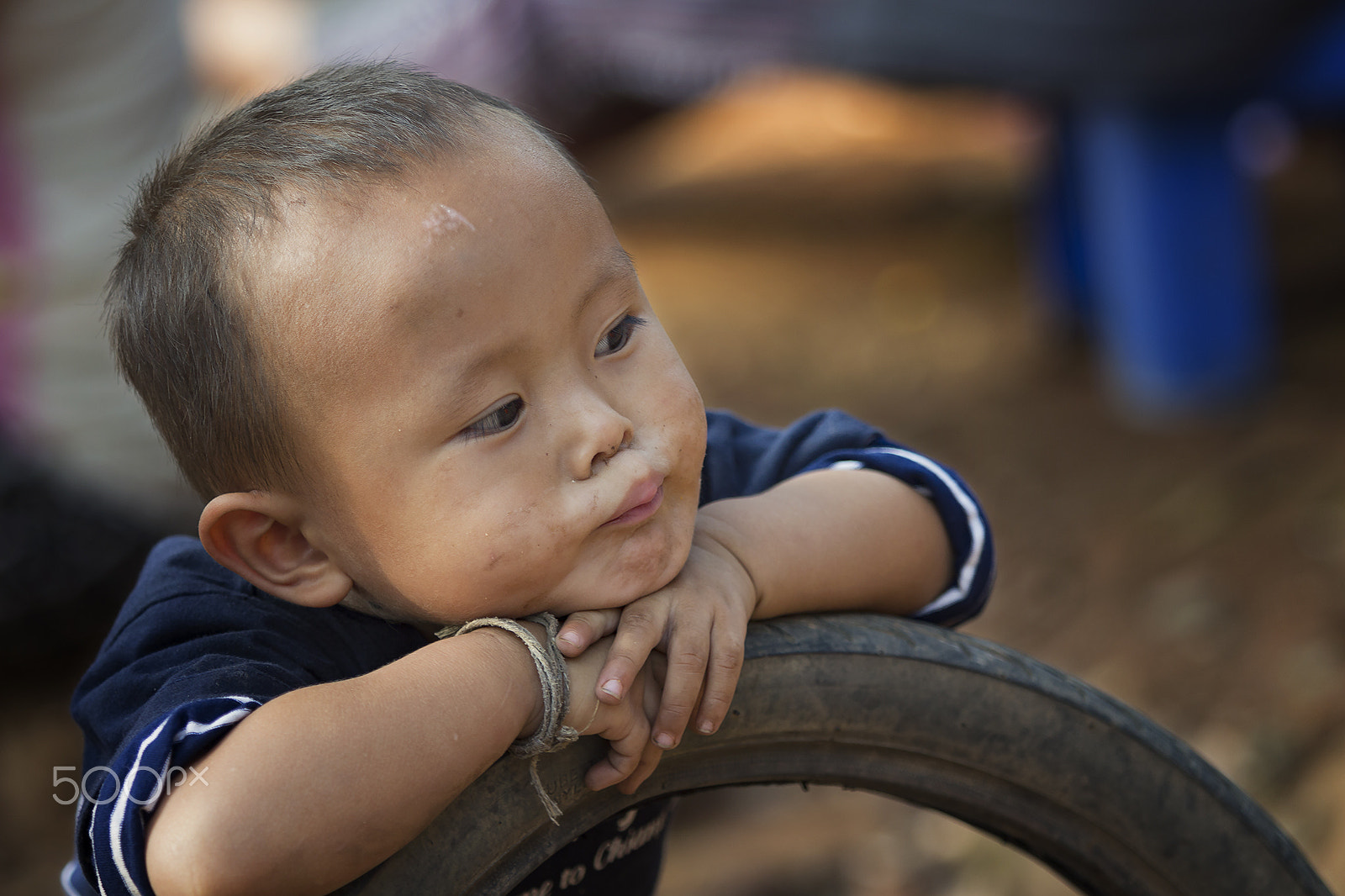 Canon EF 70-200mm F2.8L USM sample photo. Asian child feel strain,angry,bored. photography