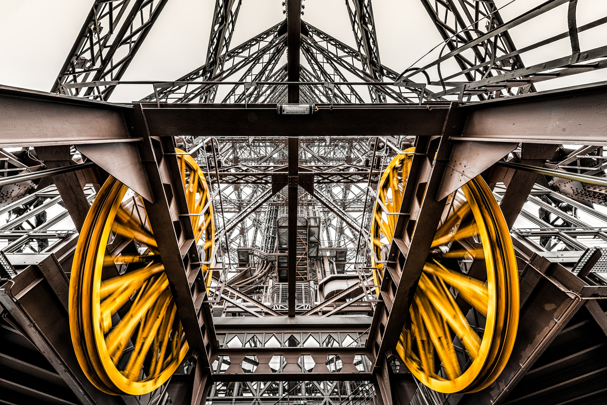 Nikon AF-S Nikkor 14-24mm F2.8G ED sample photo. Eiffel-tower-paris photography