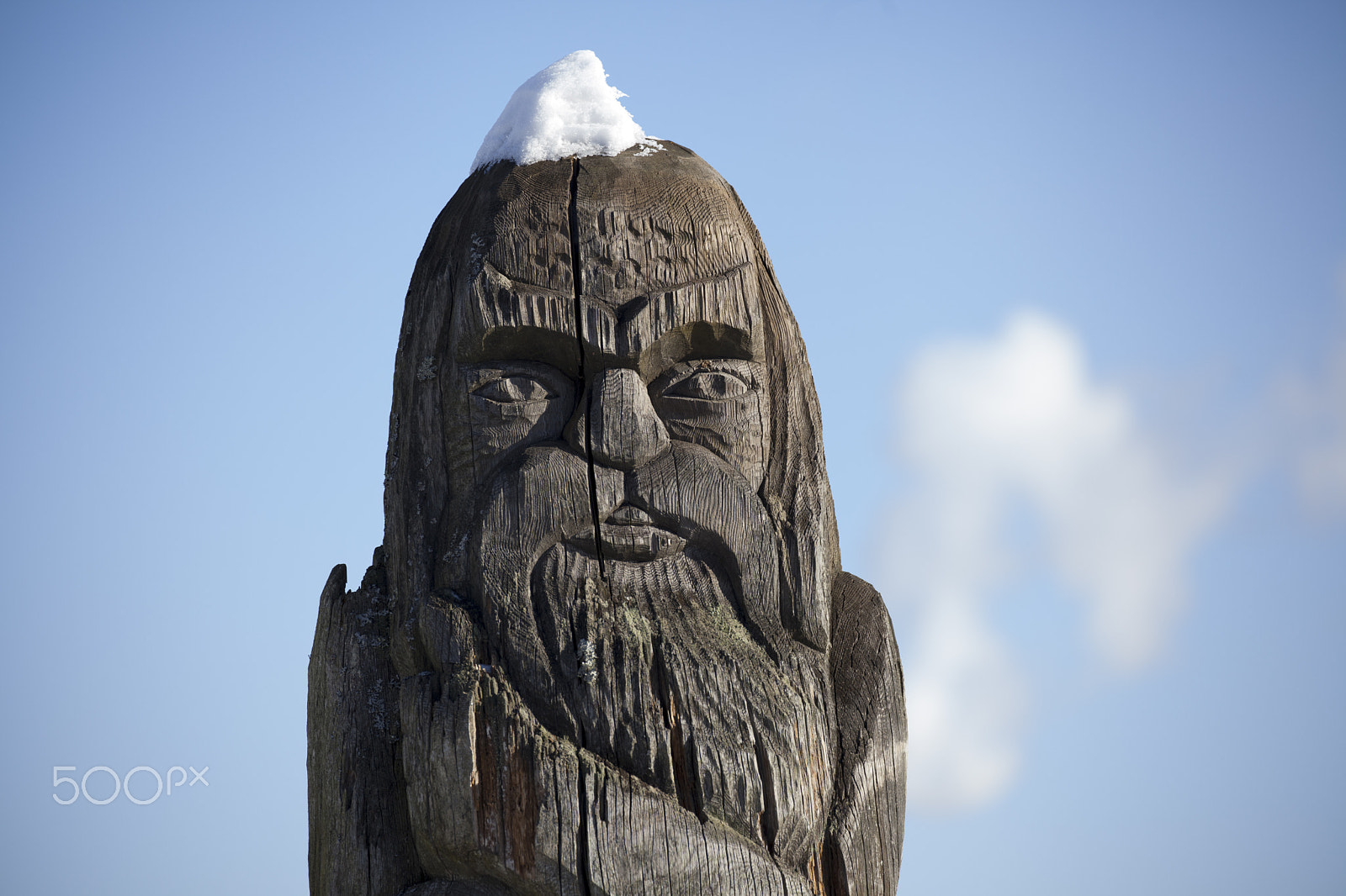 Canon EF 70-300mm F4-5.6L IS USM sample photo. A wooden idol photography