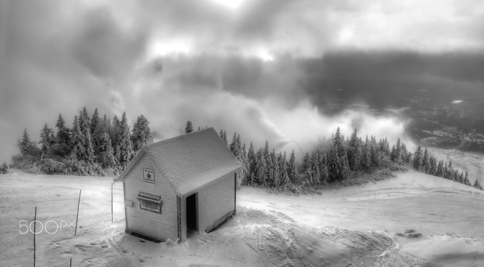 Canon PowerShot SX1 IS sample photo. A winter scene photography