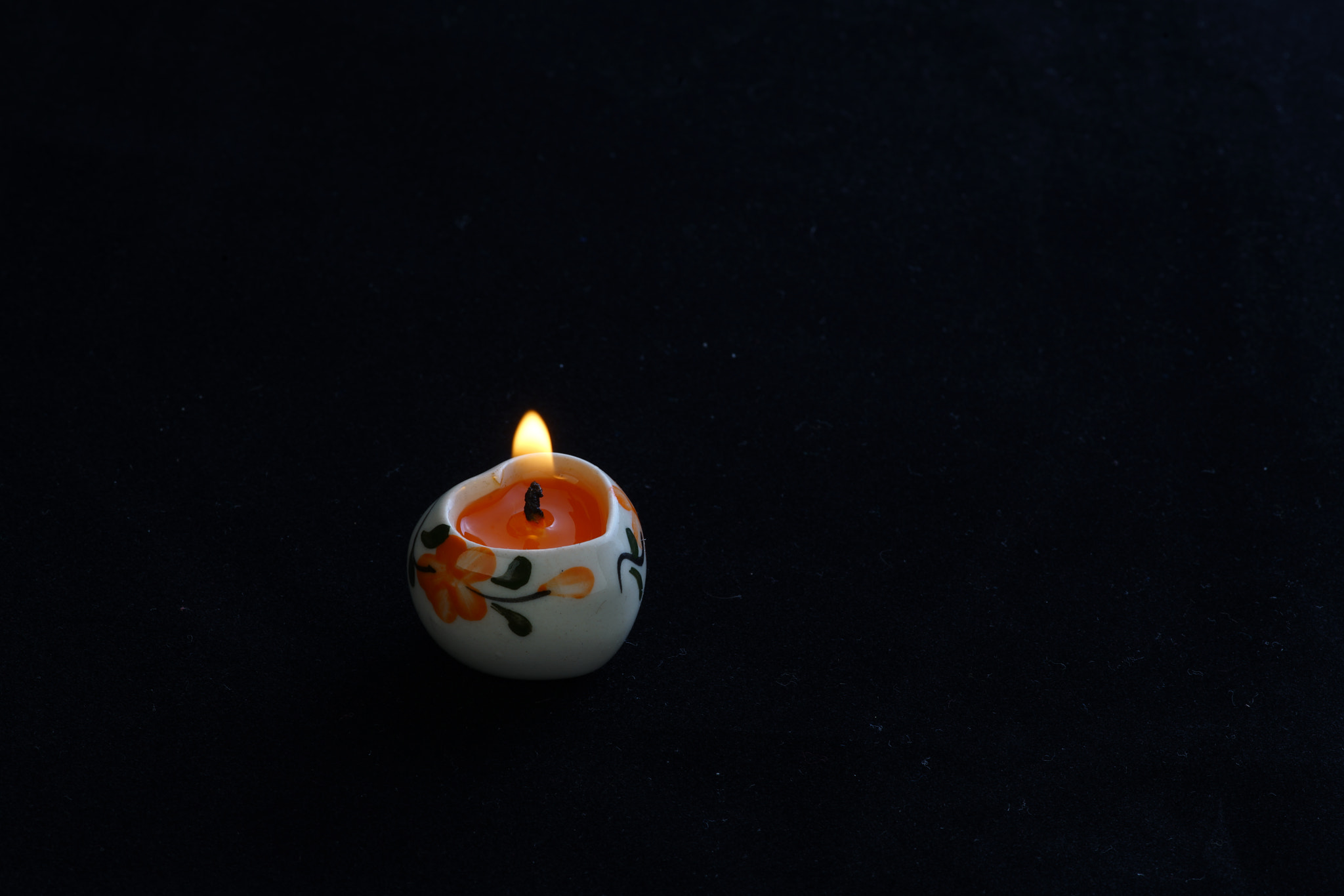 Minolta AF 100mm F2.8 Macro [New] sample photo