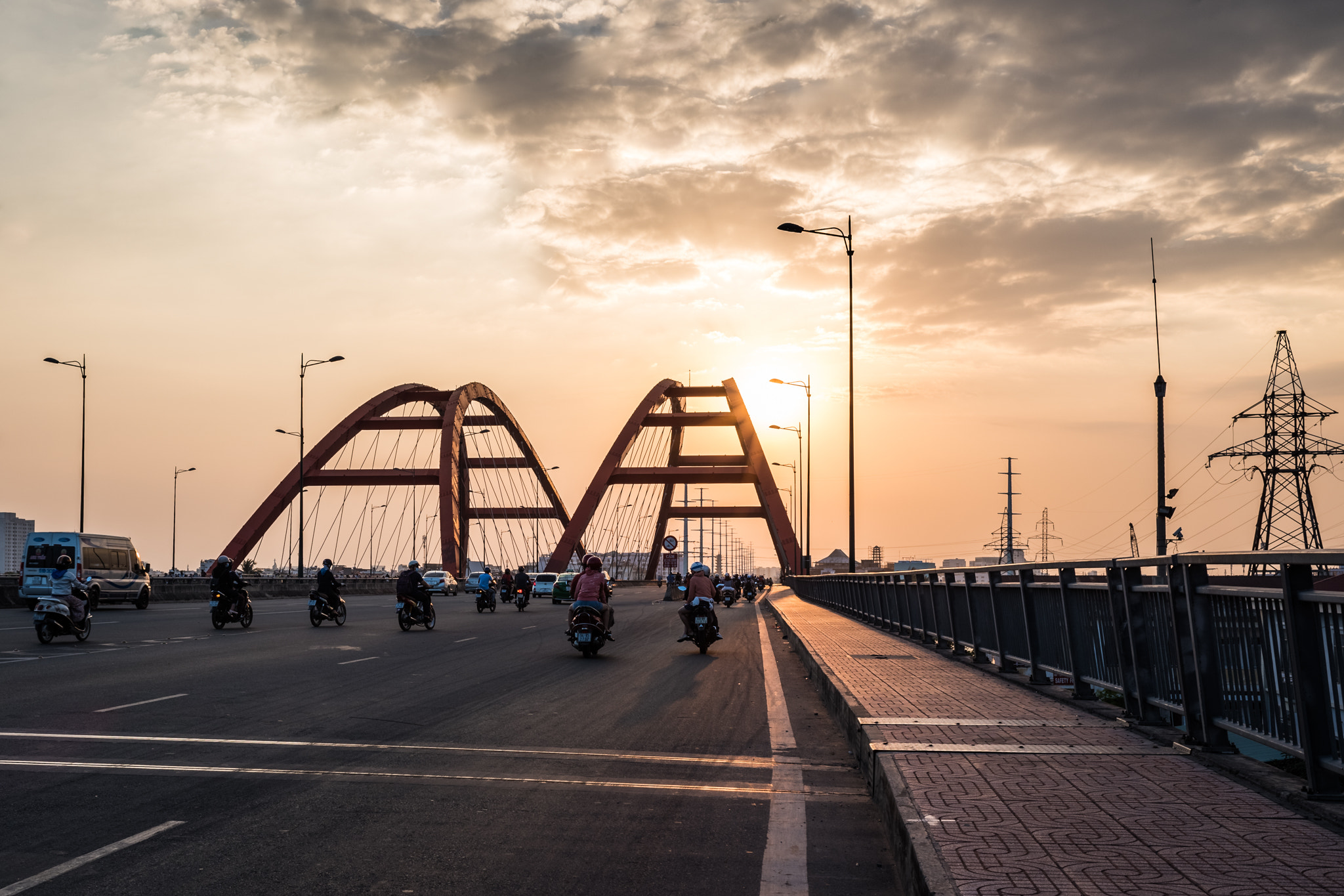 Nikon AF Nikkor 35mm F2D sample photo. Sunset on bridge photography