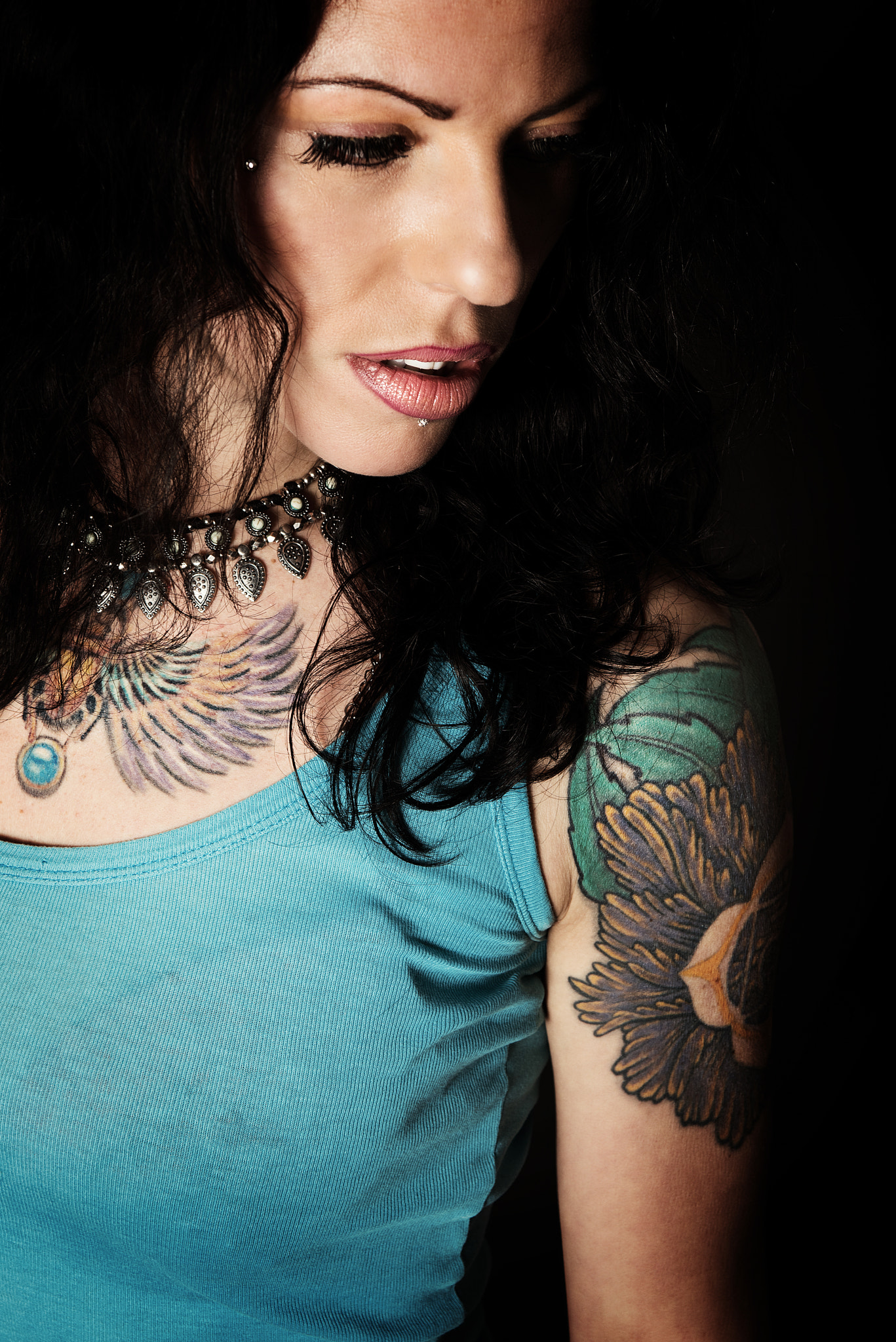 Sigma 24-70mm F2.8 EX DG Macro sample photo. Inked girl photography