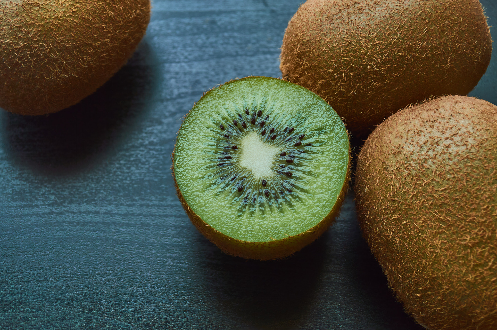 Nikon D3200 sample photo. Kiwi fruit photography