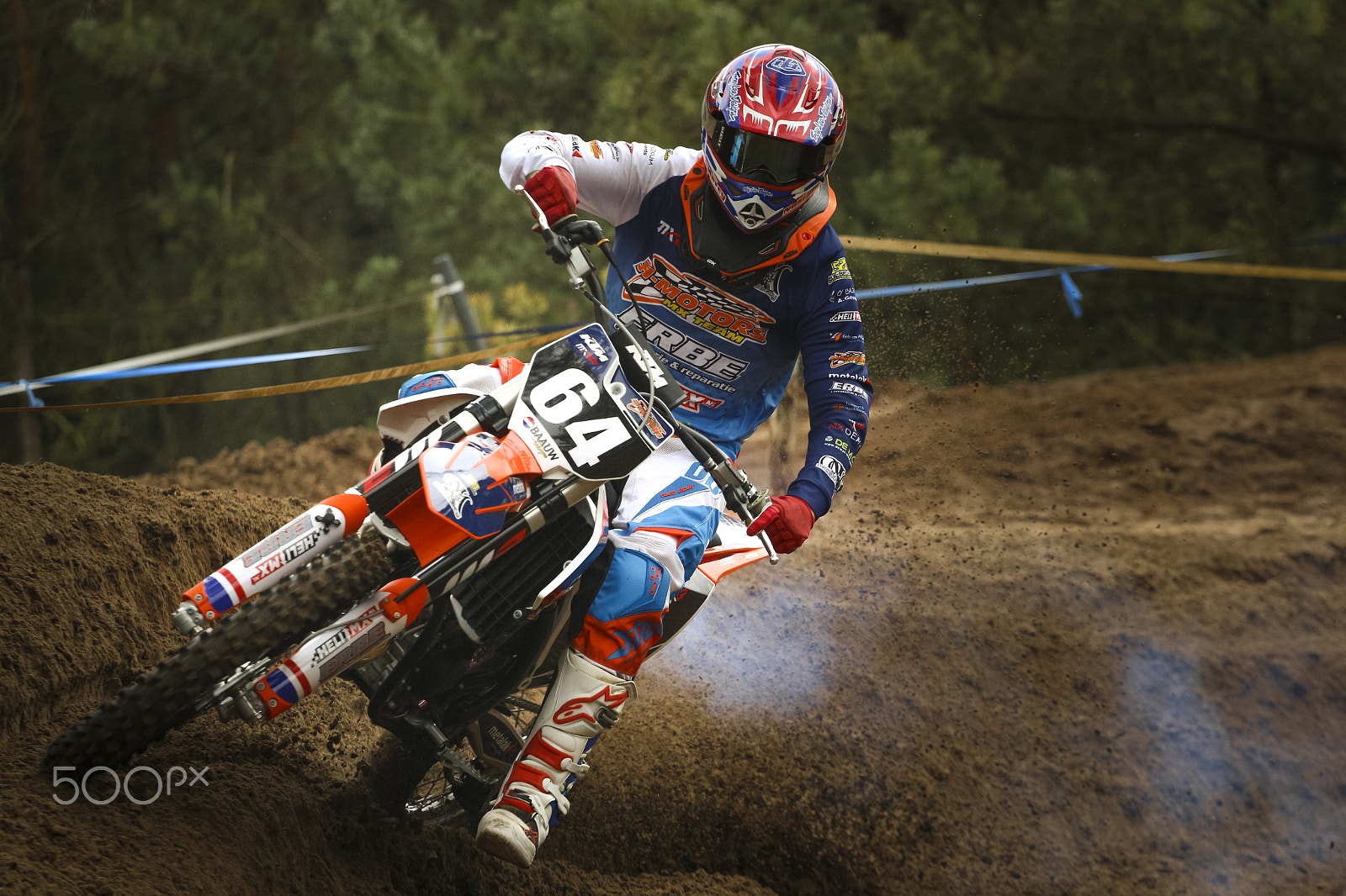 Canon EOS 700D (EOS Rebel T5i / EOS Kiss X7i) + Canon EF 70-200mm F4L USM sample photo. Motorcross budel photography