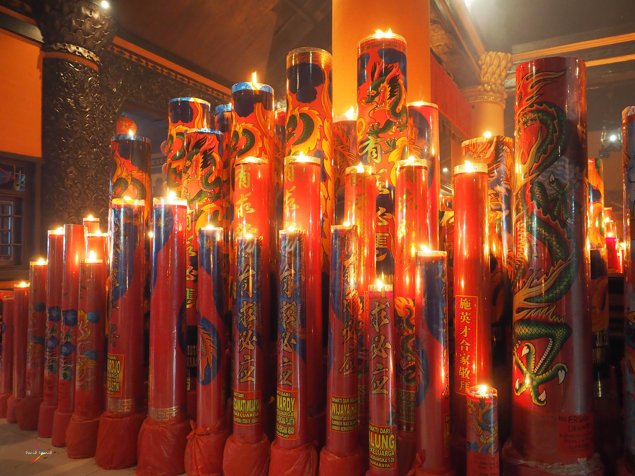 Olympus PEN-F + Olympus M.Zuiko Digital ED 12-40mm F2.8 Pro sample photo. Big red candle photography