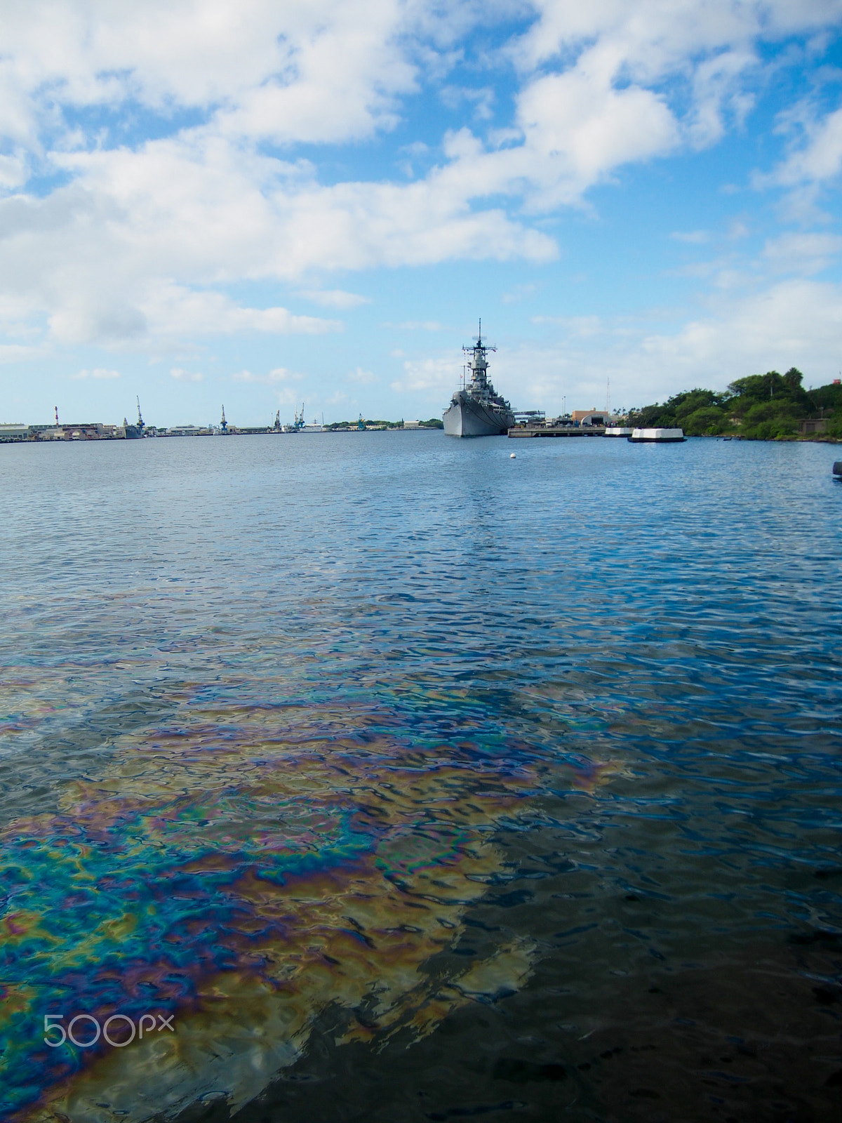 Olympus OM-D E-M5 sample photo. Oil on water at arizona memorial on oahu hawaii photography
