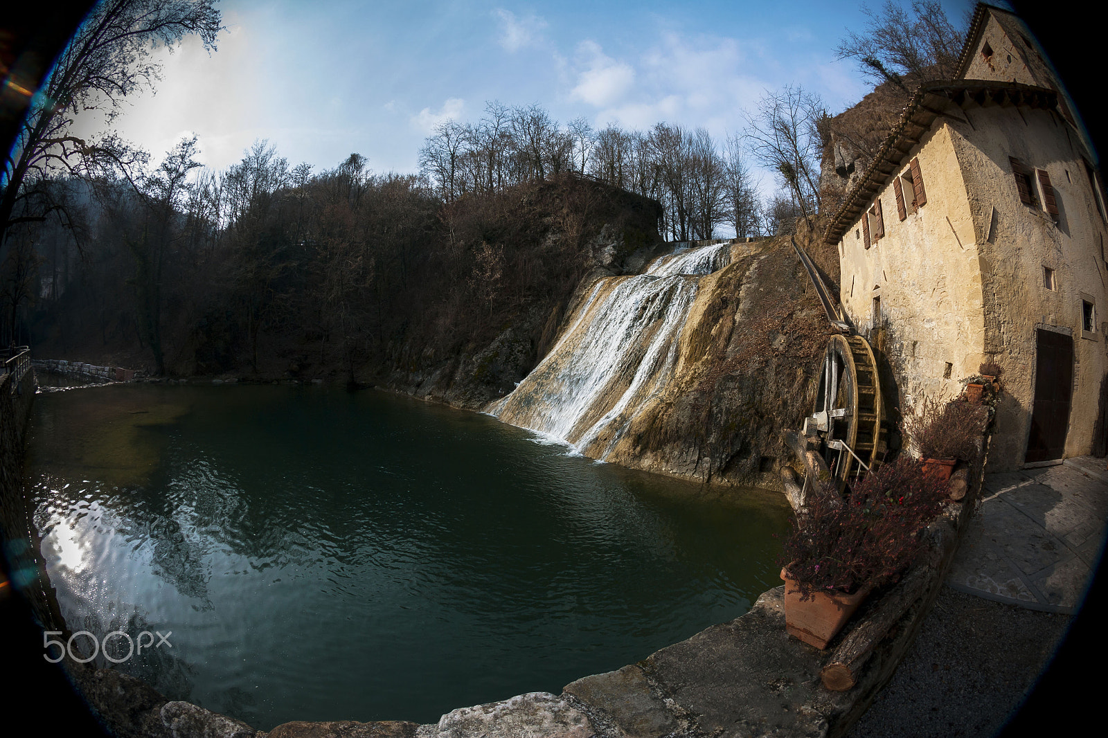 Canon EOS 450D (EOS Rebel XSi / EOS Kiss X2) + Sigma 8mm F3.5 EX DG Circular Fisheye sample photo. Waterfall photography