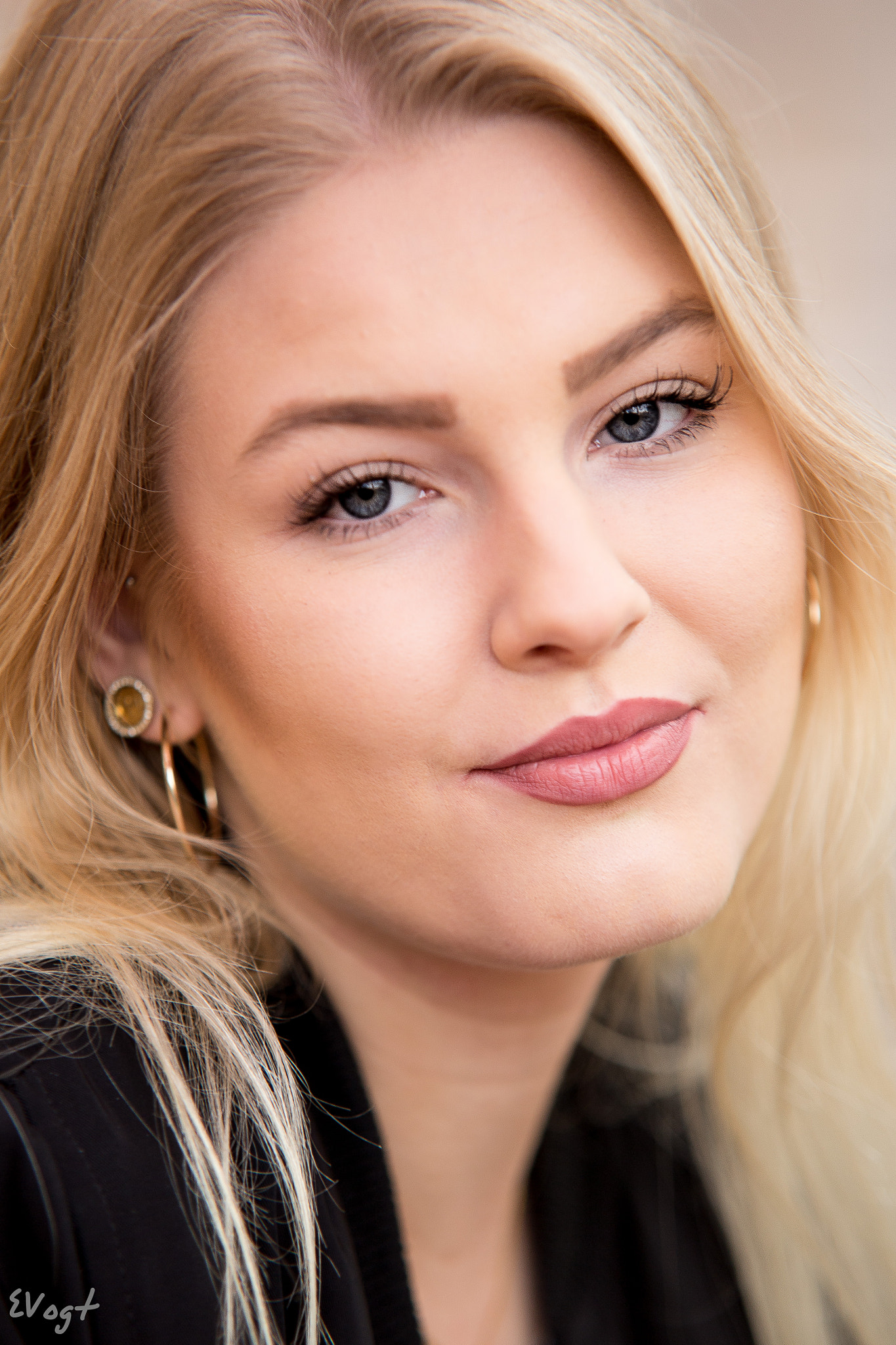 Sigma 70-200mm F2.8 EX DG OS HSM sample photo. Img photography