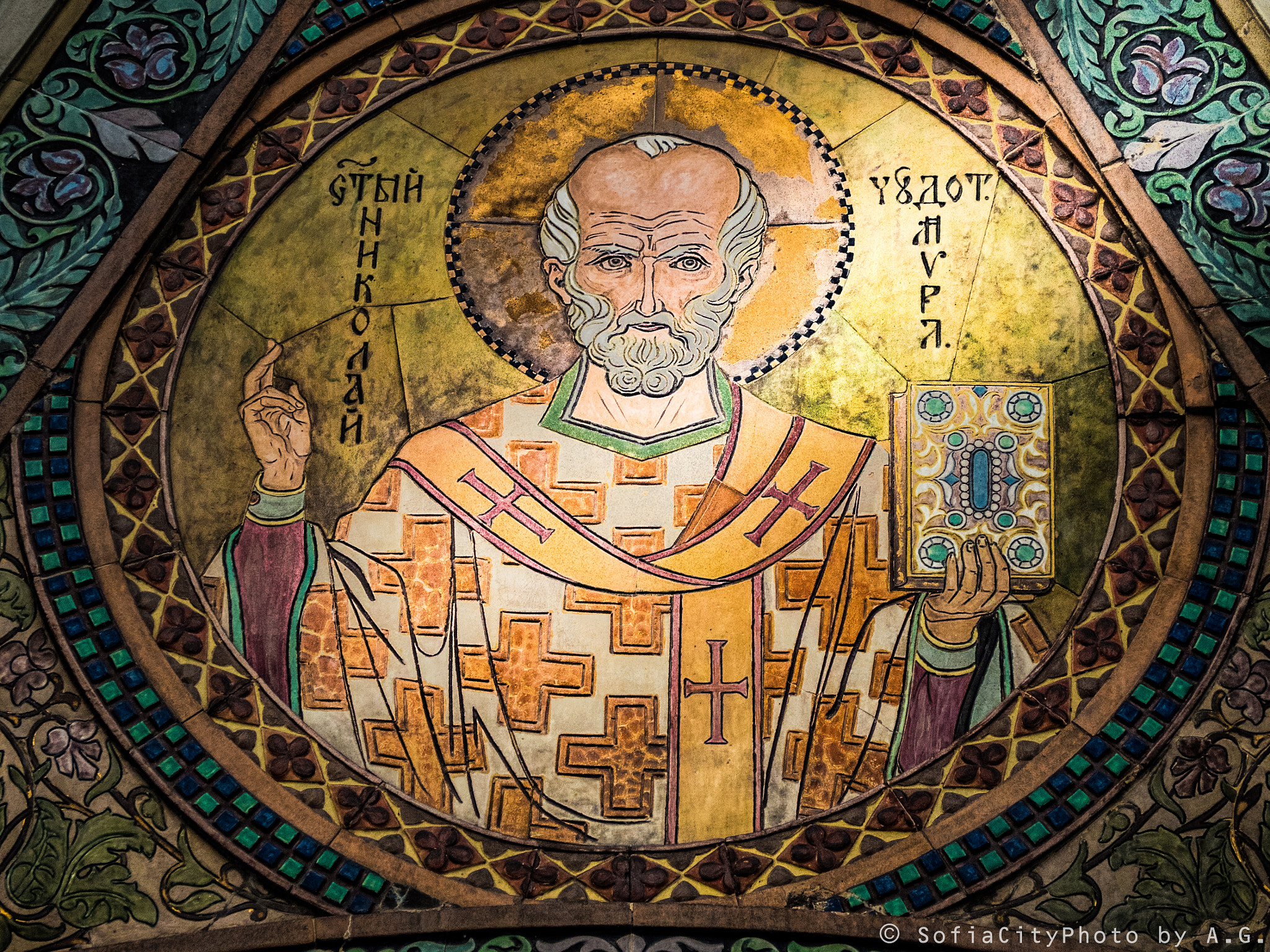Olympus OM-D E-M5 II sample photo. Church icon photography