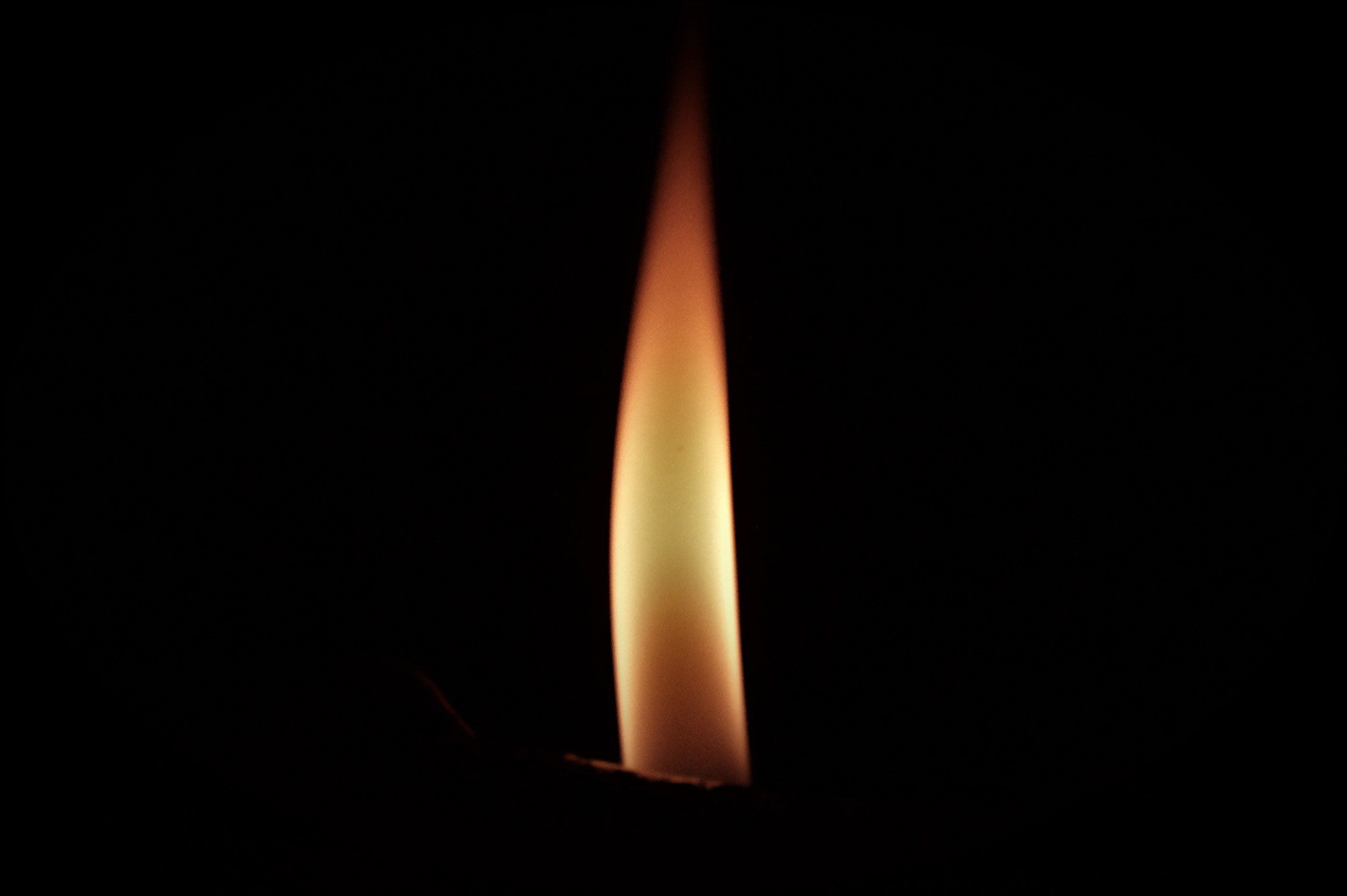 Sony DT 18-200mm F3.5-6.3 sample photo. Flame photography