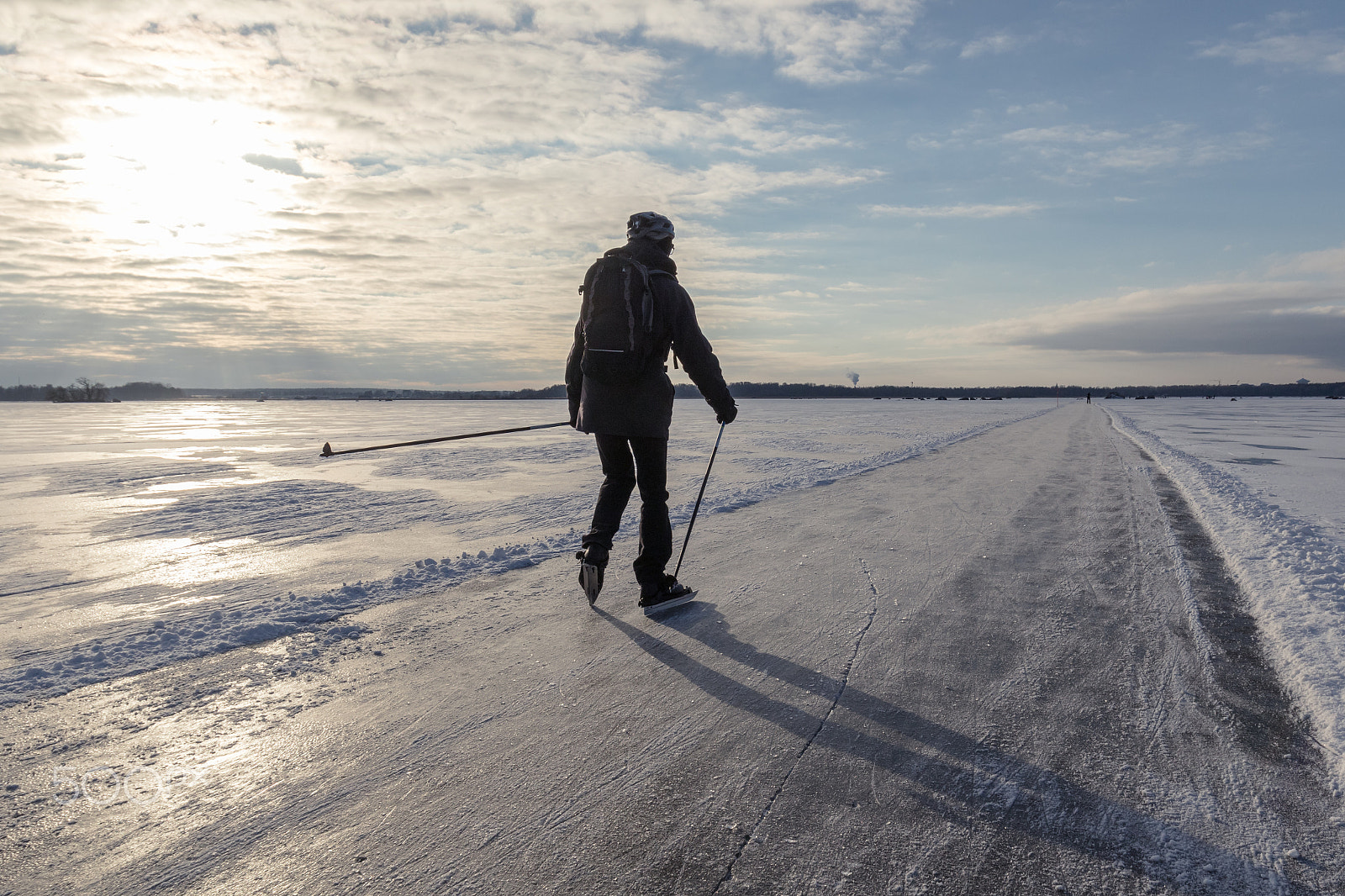 Canon EF 16-35mm F4L IS USM sample photo. Ice skating photography