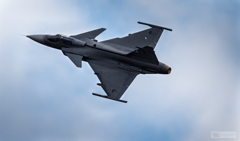 Canon EF 200mm F2.8L II USM sample photo. Jas 39 gripen photography