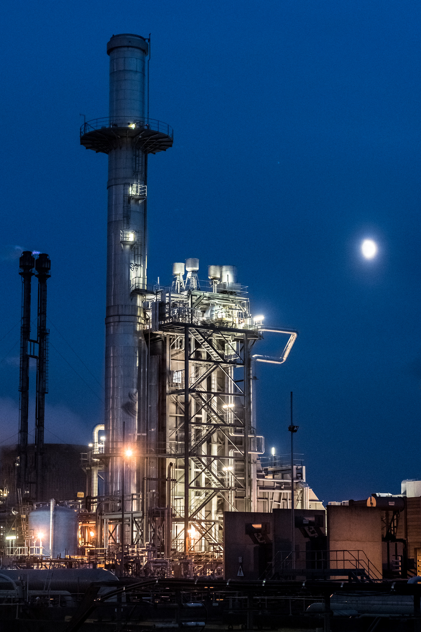 Nikon AF-S Nikkor 50mm F1.4G sample photo. Industrial exploration photography
