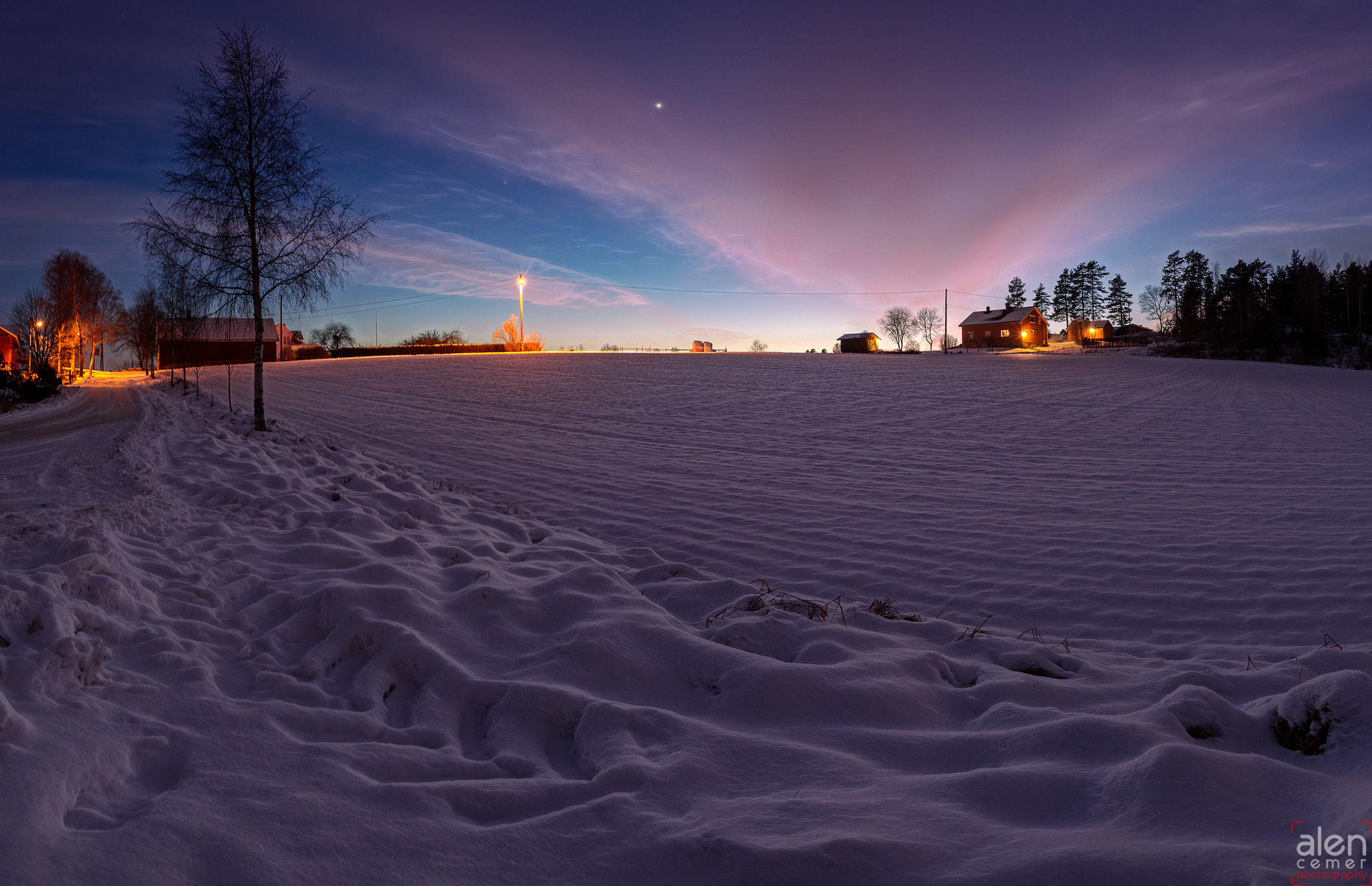 Canon EF 16-35mm F2.8L USM sample photo. Little red house in norway. photography