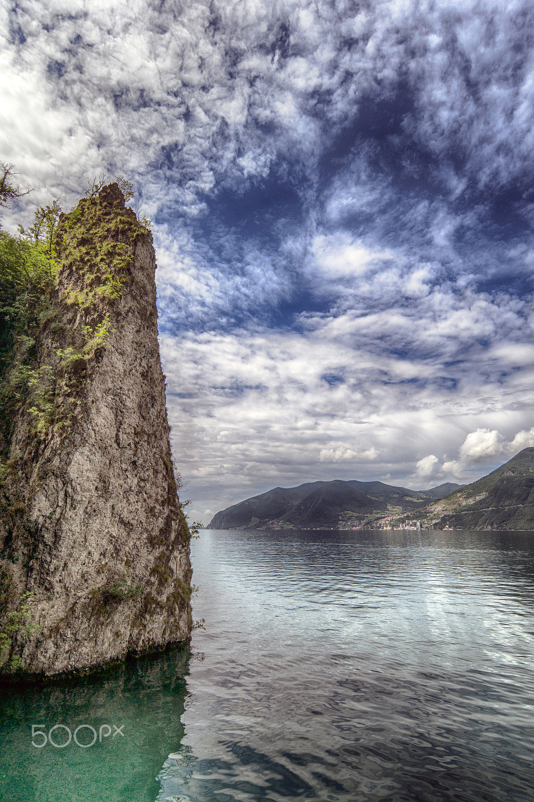 Samsung NX30 + Samsung NX 12-24mm F4-5.6 ED sample photo. A piece of rock on the water photography