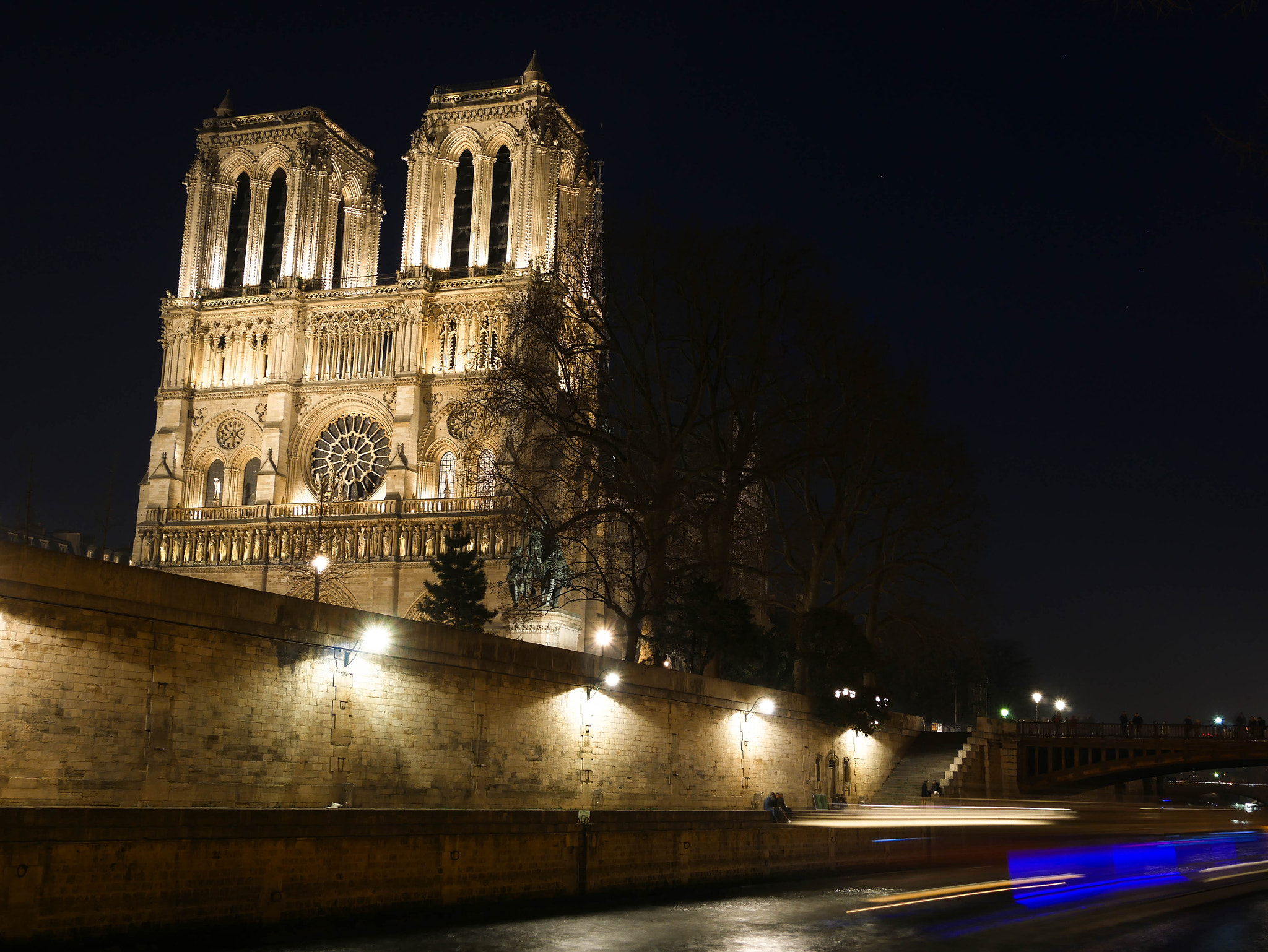 Panasonic Lumix DMC-G7 sample photo. Notre dame de paris photography