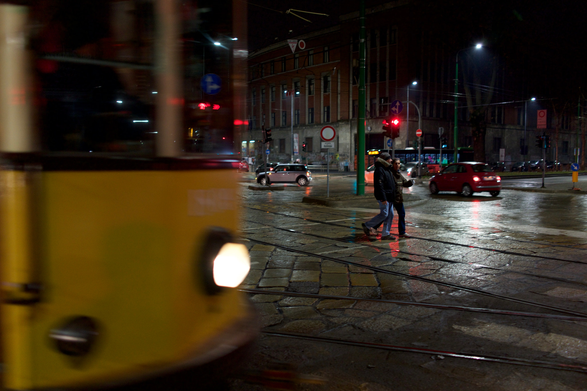 Sony Cyber-shot DSC-RX1 + Sony 35mm F2.0 sample photo. A wet day  #milan photography