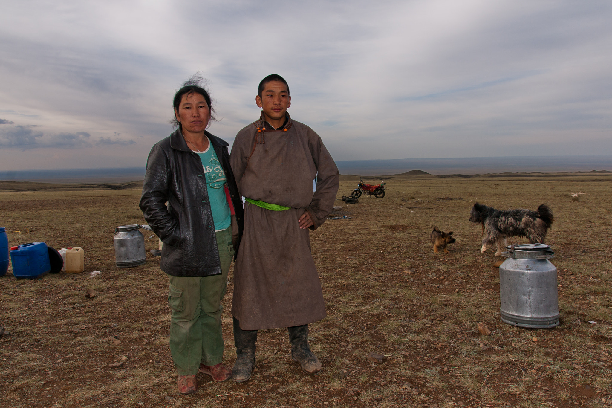 Sony DT 16-105mm F3.5-5.6 sample photo. Young newlyweds mongols photography