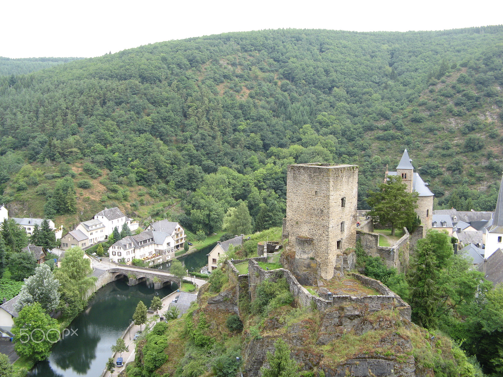 Canon POWERSHOT A710 IS sample photo. Castle in esch-sur-sûre photography