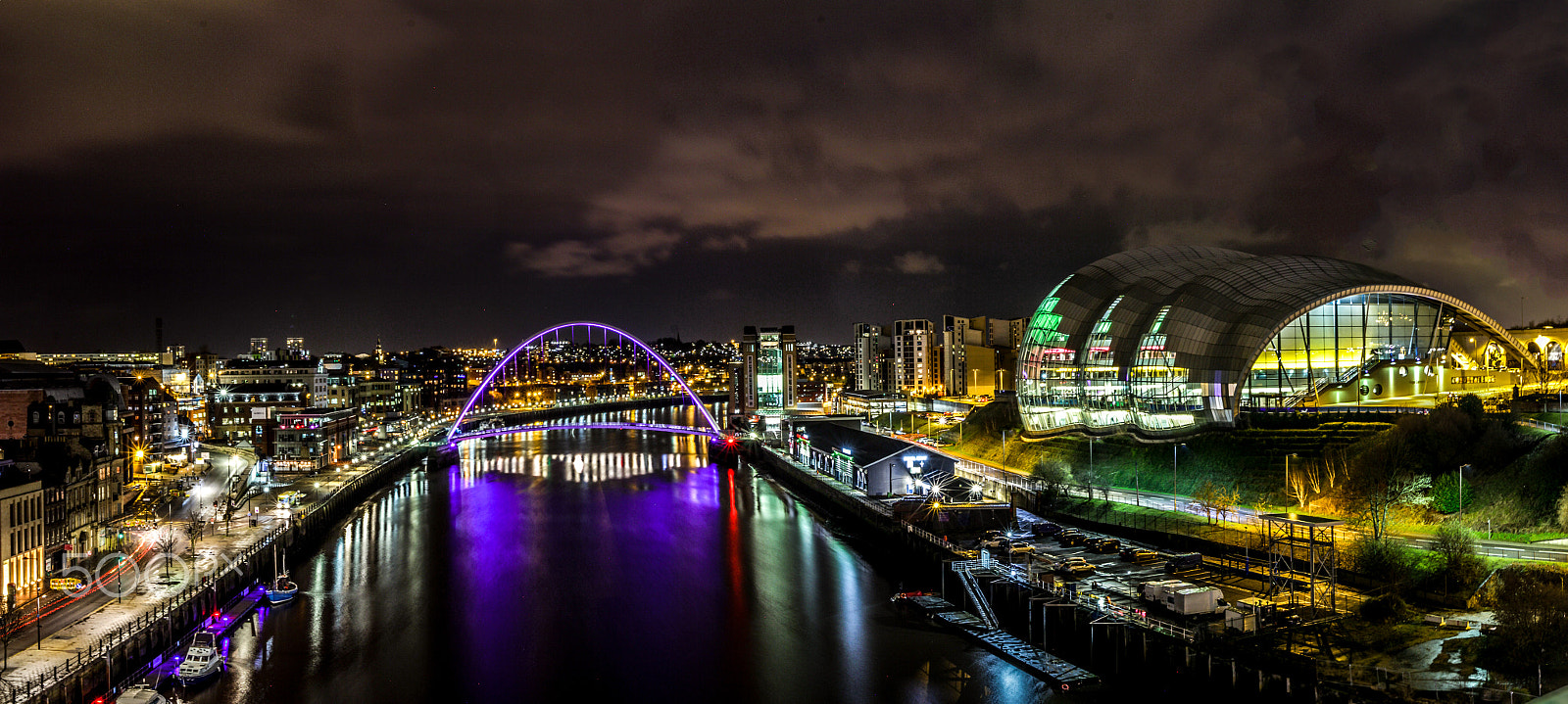 Canon EF 16-35mm F2.8L II USM sample photo. Newcastle quay side photography