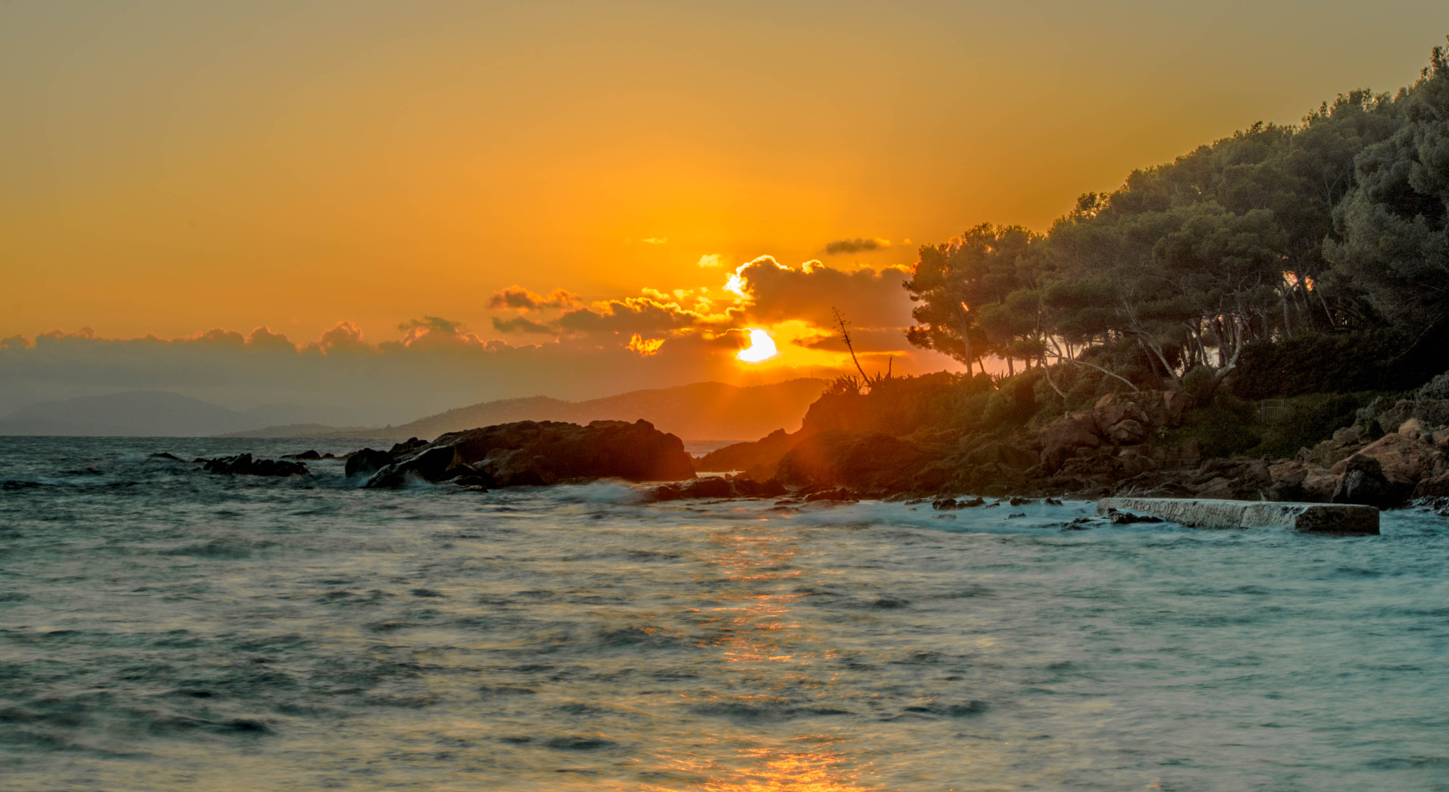 HD Pentax DA 55-300mm F4.0-5.8 ED WR sample photo. Coucher de soleil photography