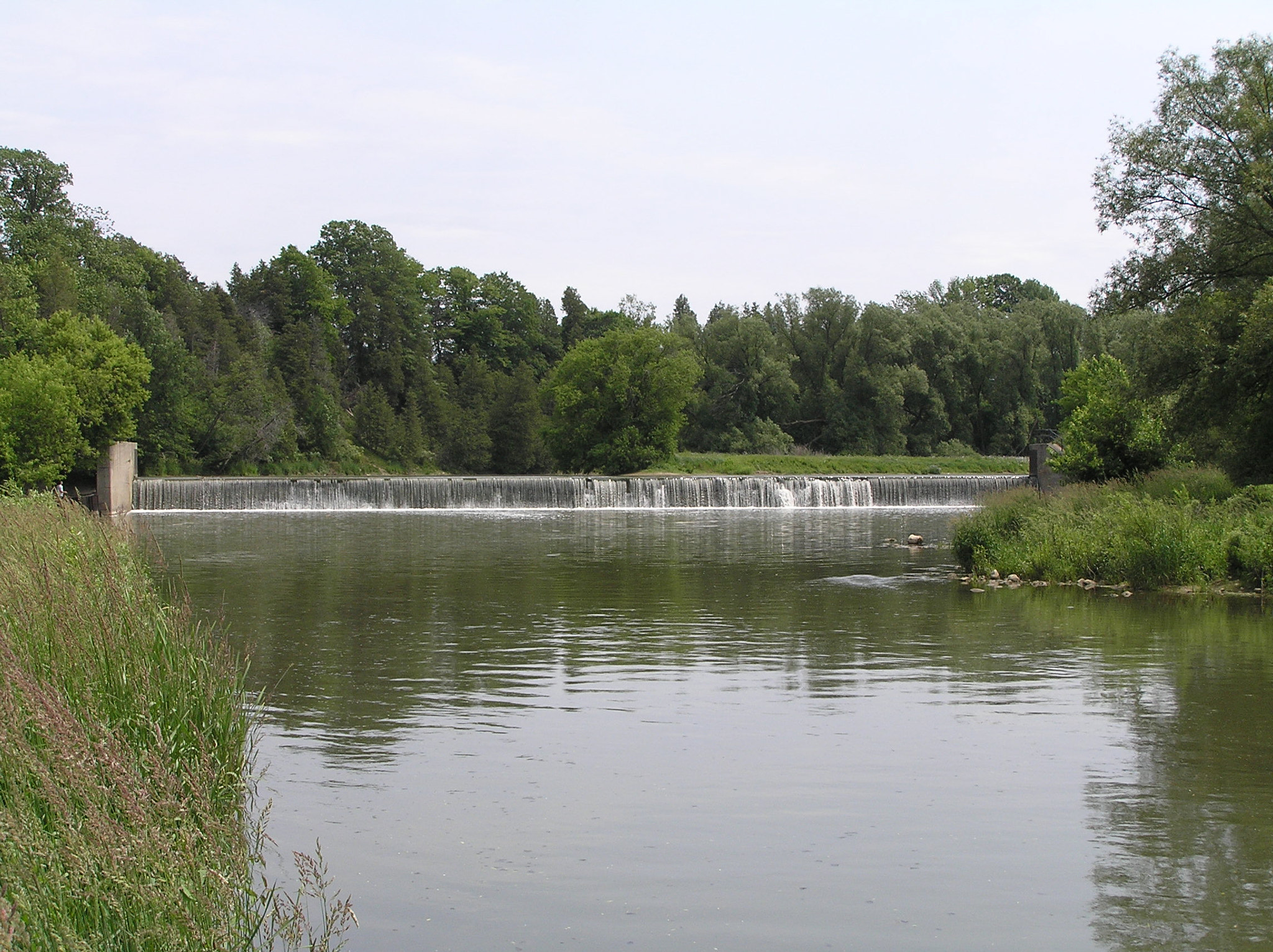 Olympus C770UZ sample photo. View upstream from bridge toward weir photography