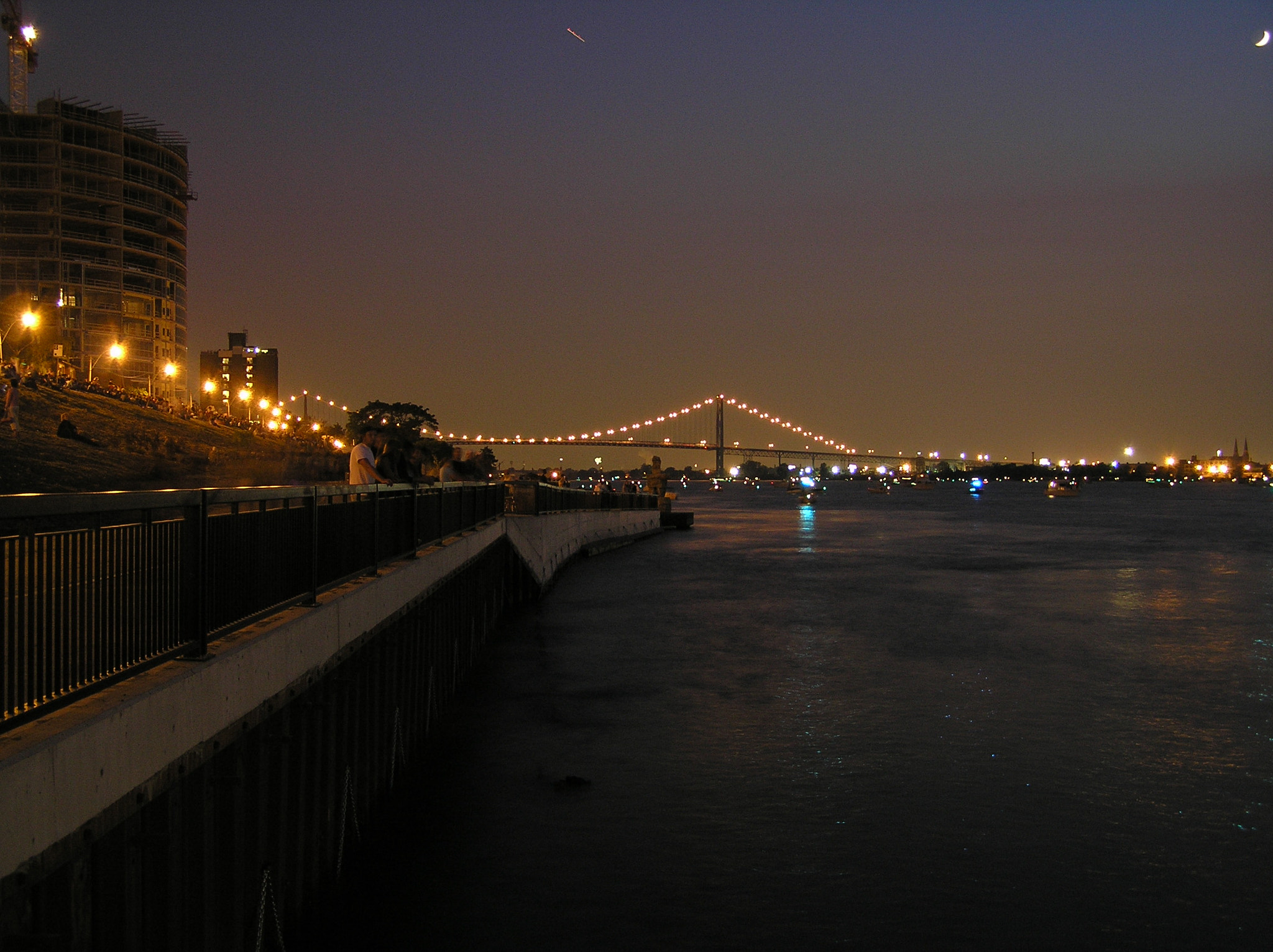 Olympus C770UZ sample photo. River and ambassador bridge after fireworks photography