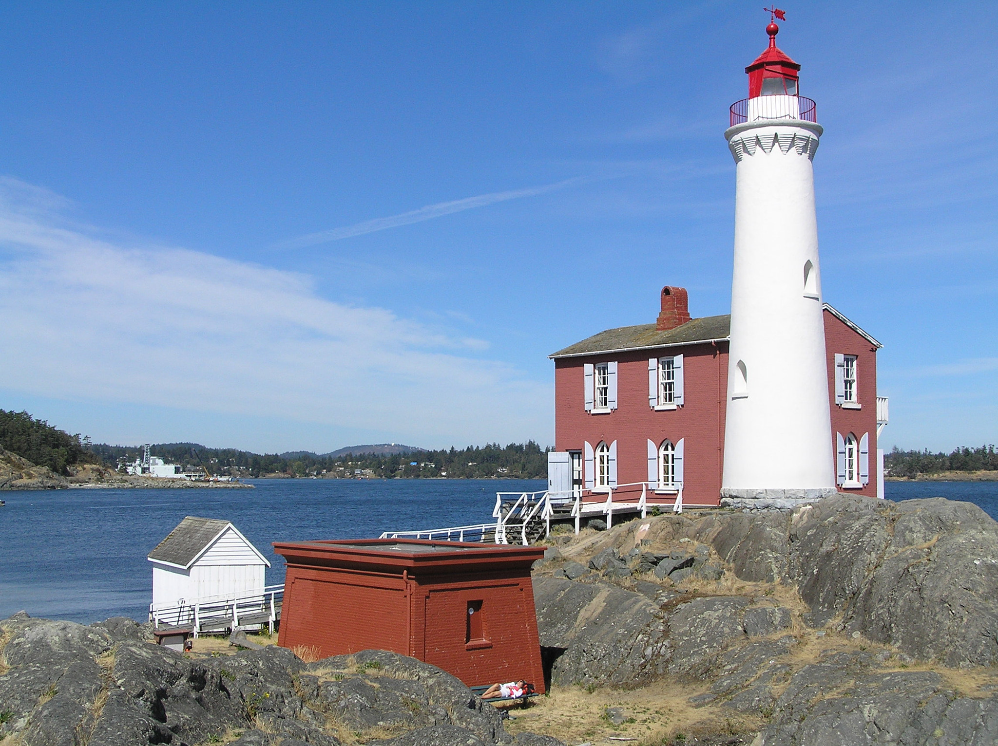 Olympus C770UZ sample photo. At fisgard lighthouse photography