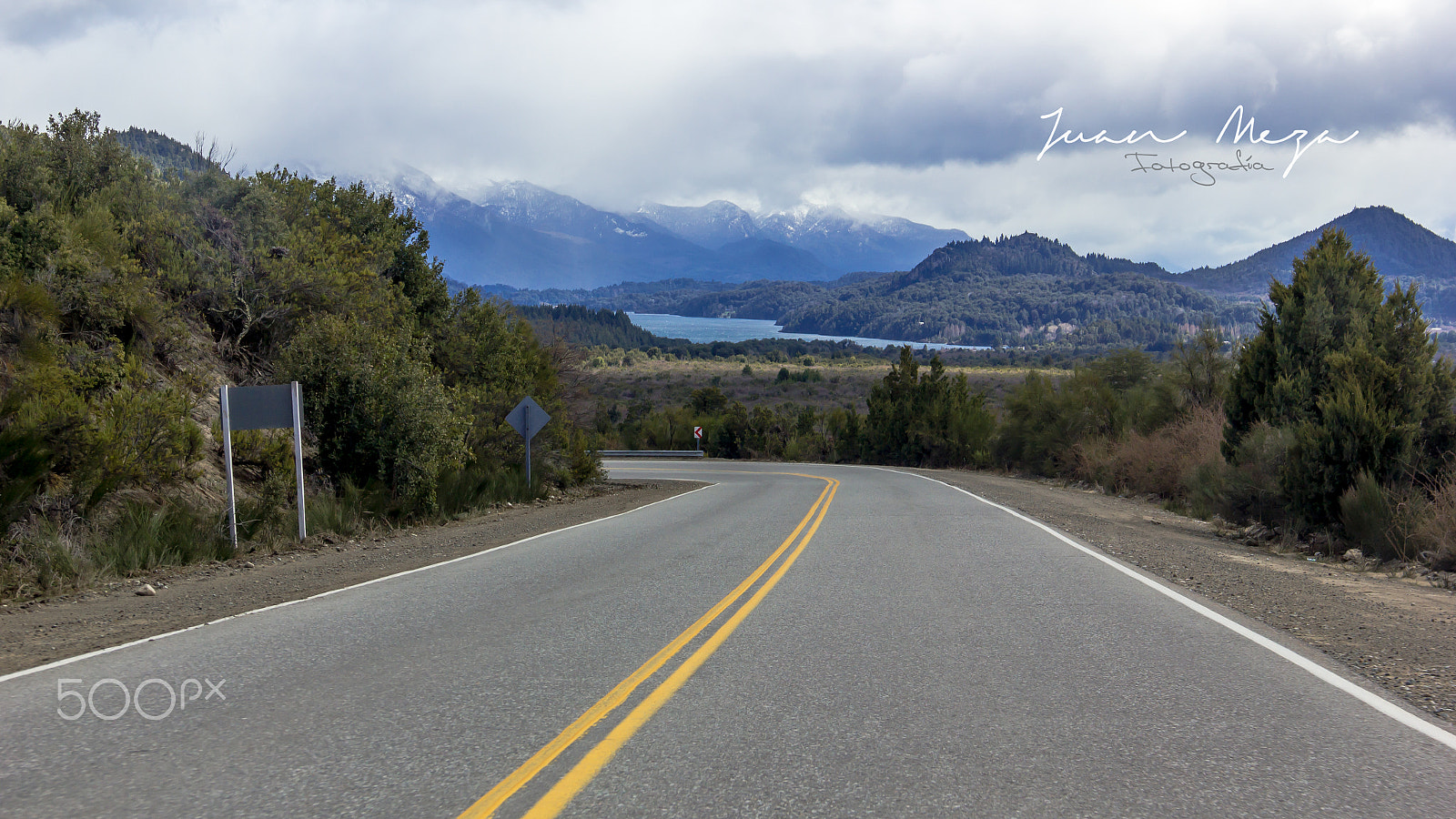 Canon EOS 550D (EOS Rebel T2i / EOS Kiss X4) sample photo. My way photography