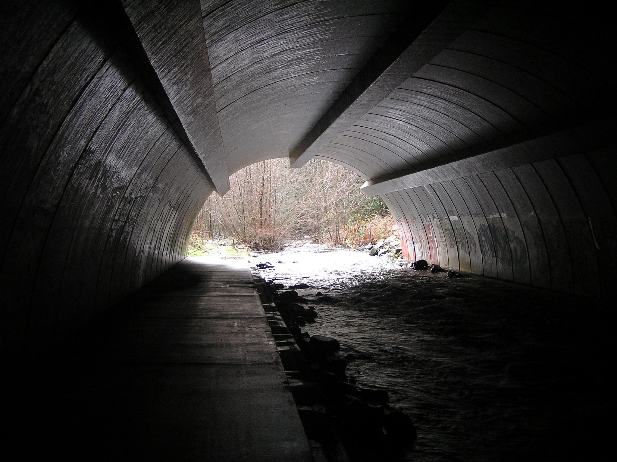 Olympus C770UZ sample photo. River tunnel under nanaimo parkway photography